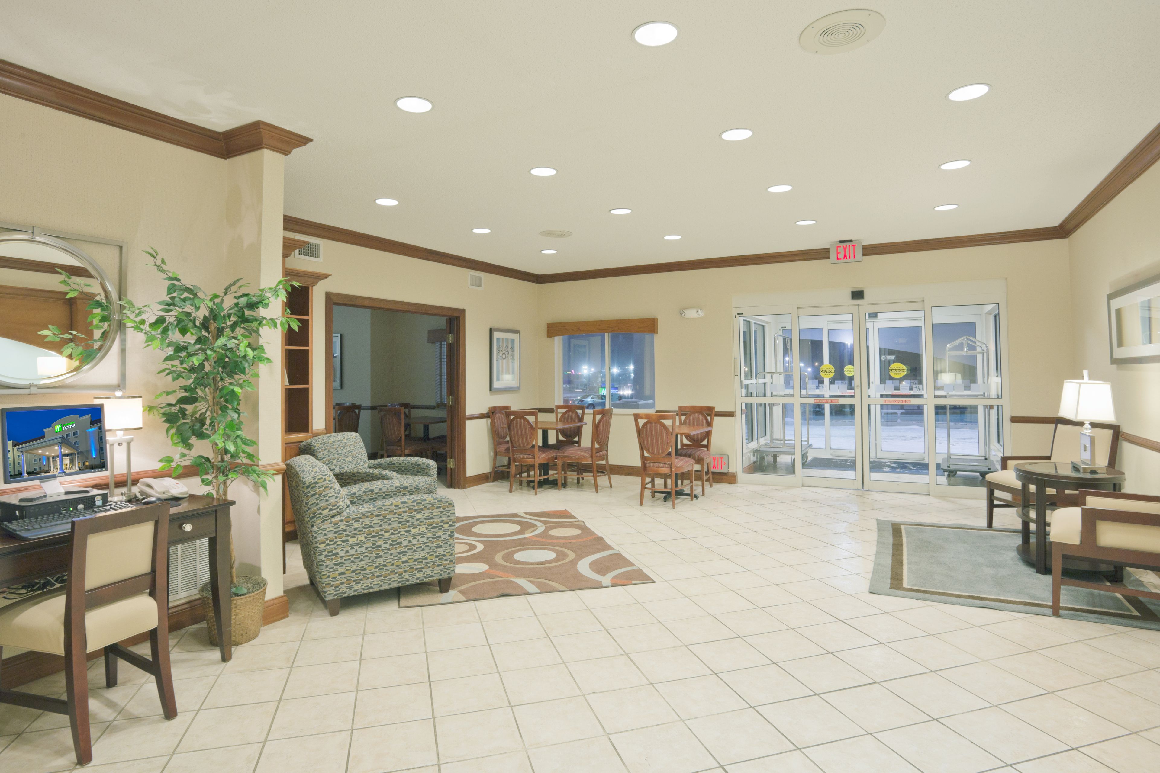Holiday Inn Express Evansville - West