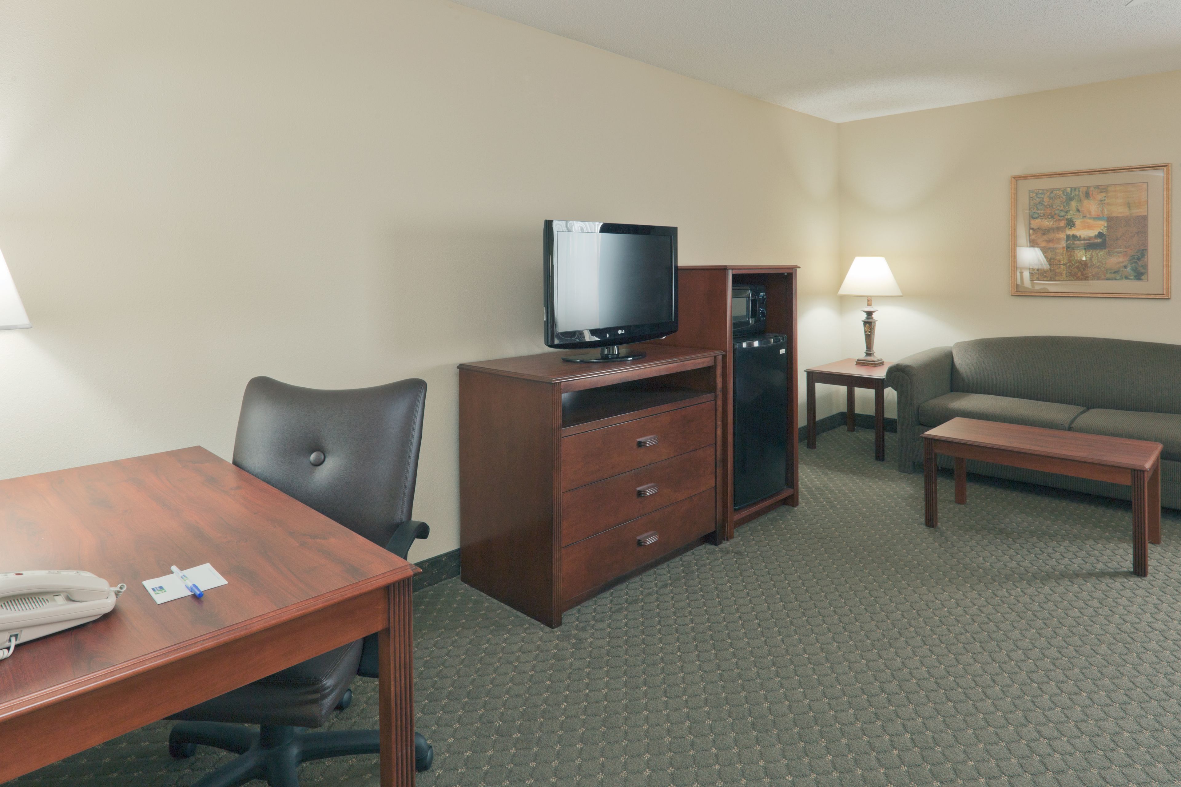 Holiday Inn Express Evansville - West