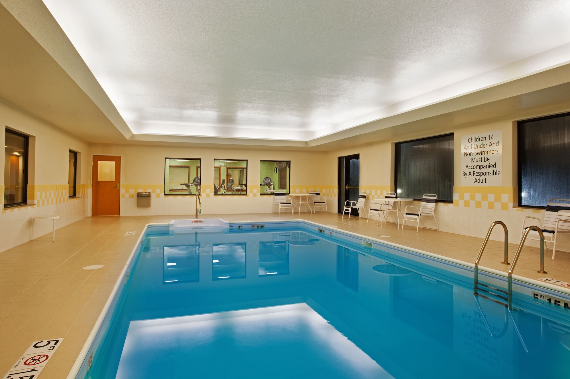 Holiday Inn Express Hotel & Suites Goshen