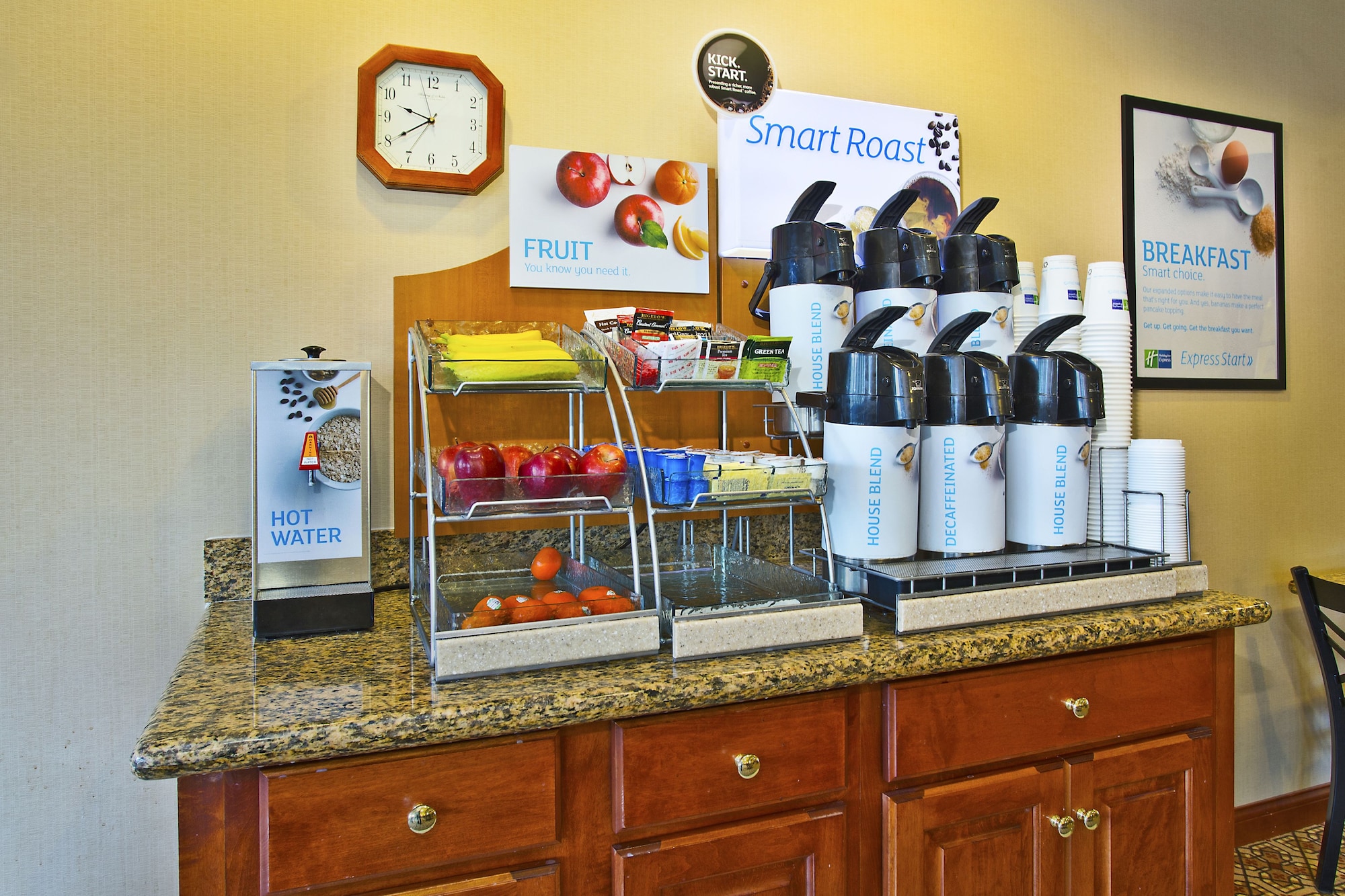 Holiday Inn Express Hotel & Suites Goshen
