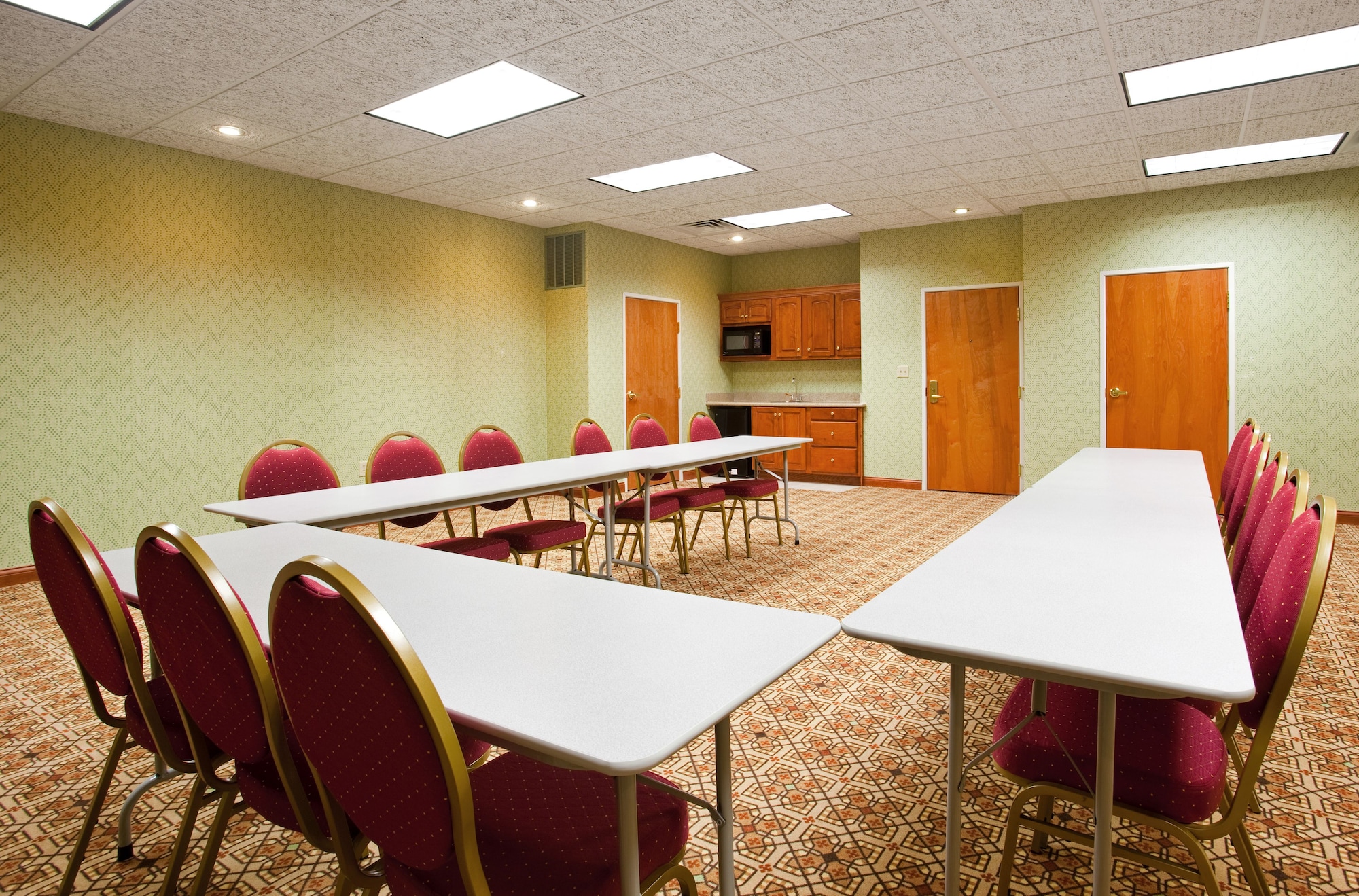 Holiday Inn Express Hotel & Suites Goshen