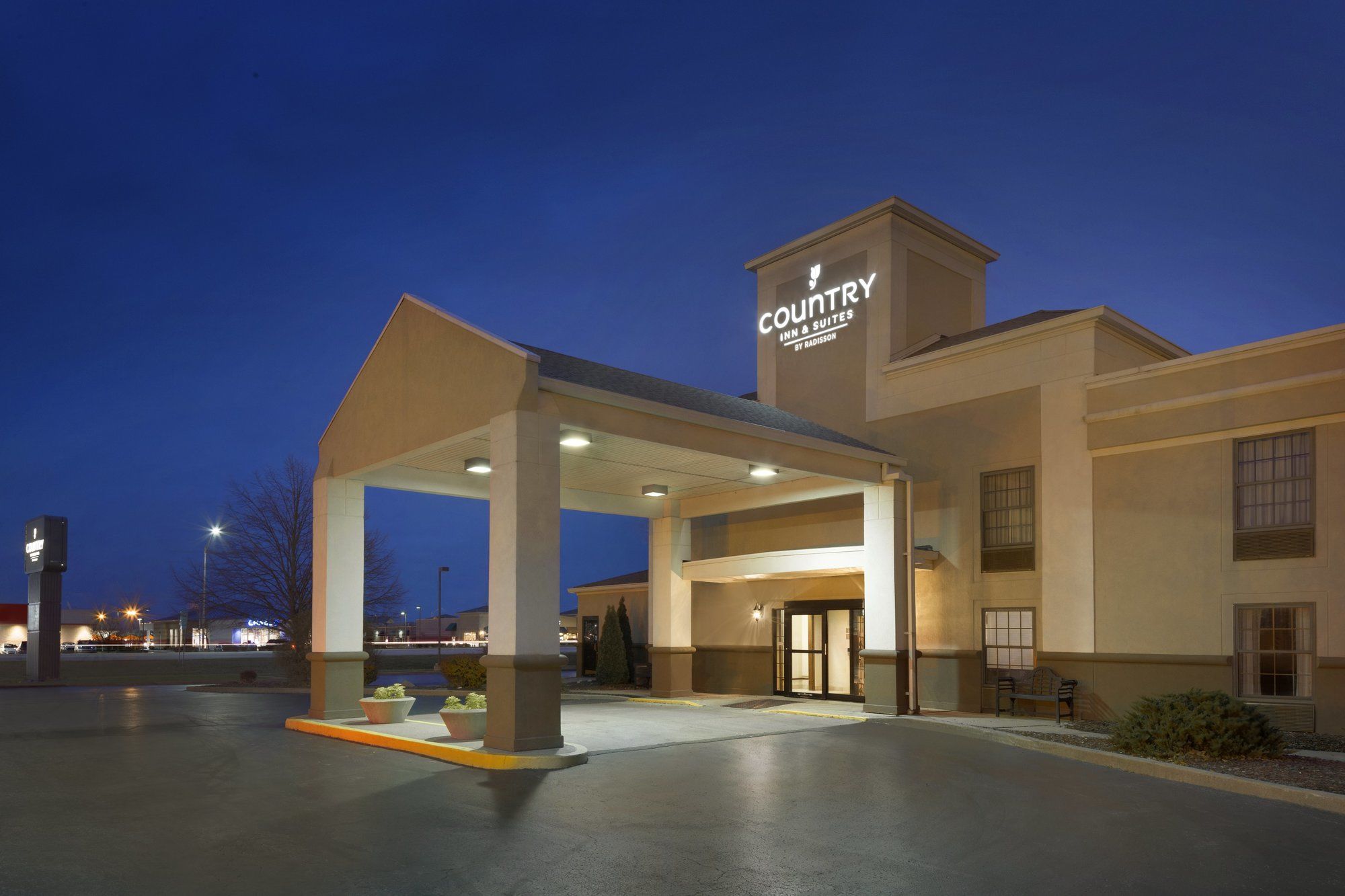 Country Inn & Suites by Radisson, Greenfield, IN