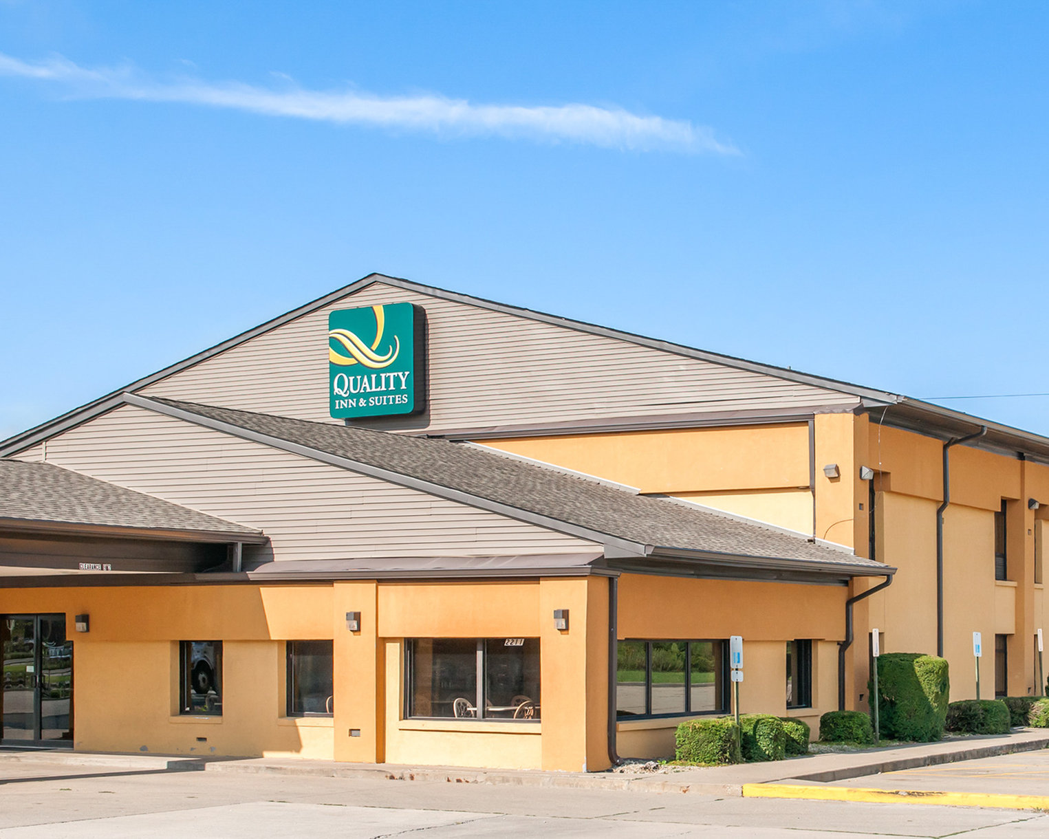 Quality Inn & Suites Greensburg I-74