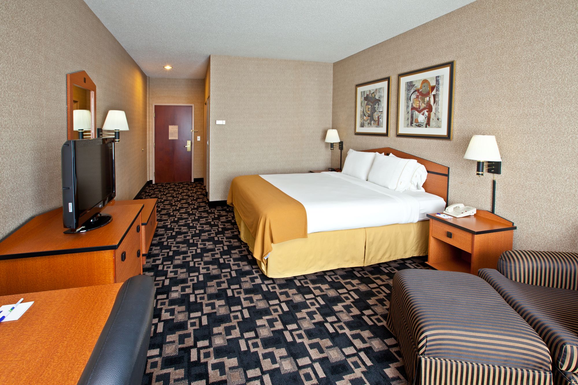 Holiday Inn Express Hotel & Suites Greenwood