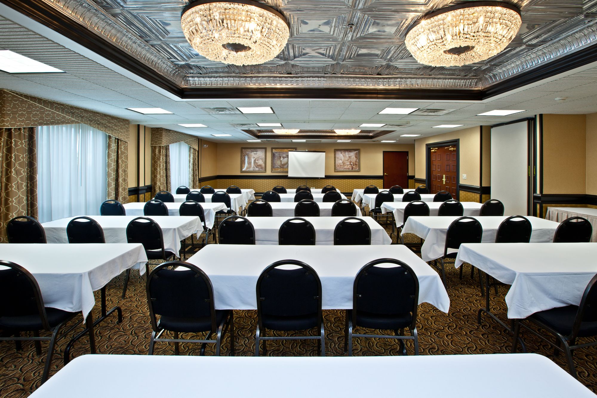 Holiday Inn Express Hotel & Suites Greenwood