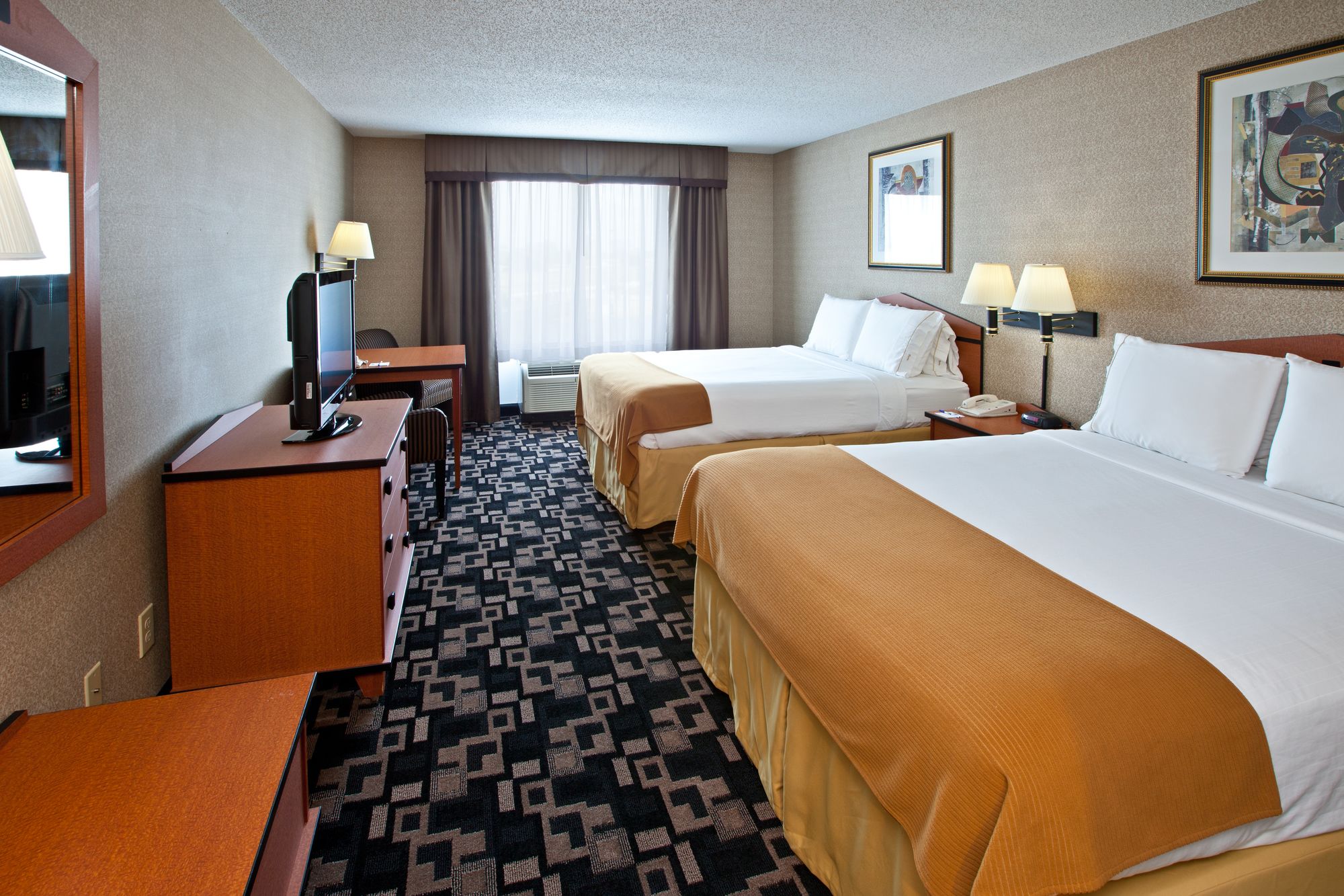 Holiday Inn Express Hotel & Suites Greenwood