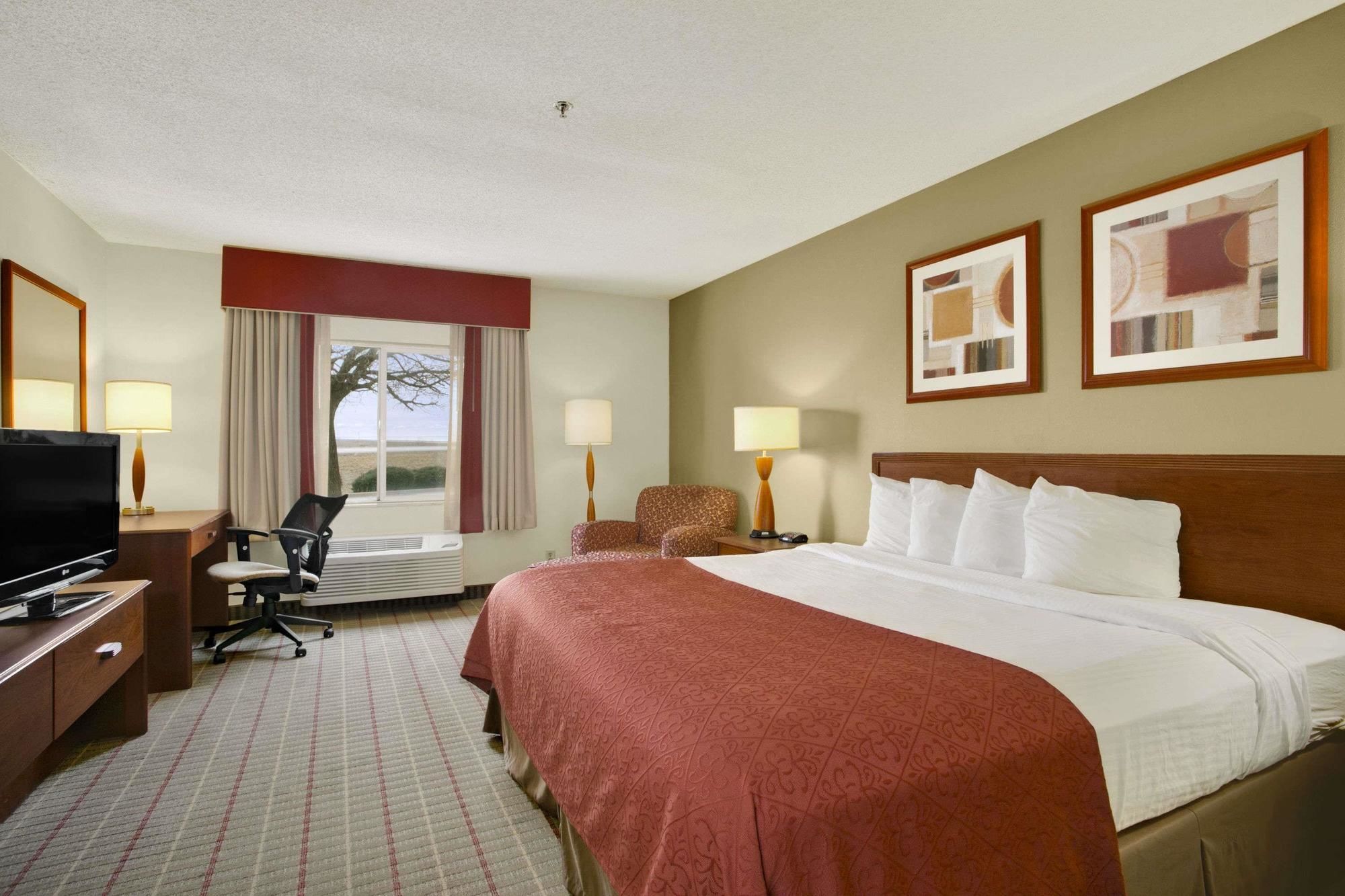 Baymont by Wyndham Evansville North/Haubstadt