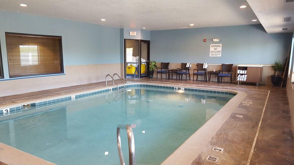 Holiday Inn Express Howe