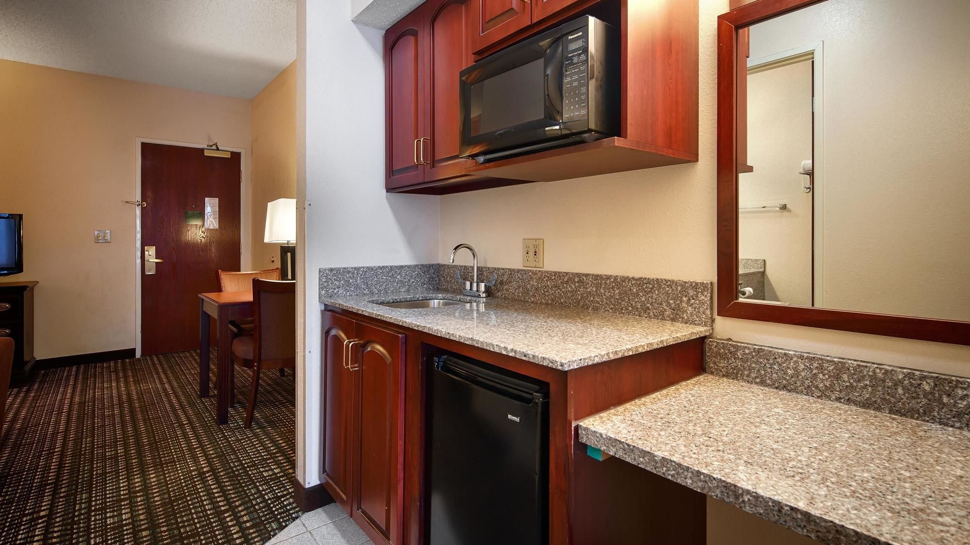 Quality Suites Indianapolis