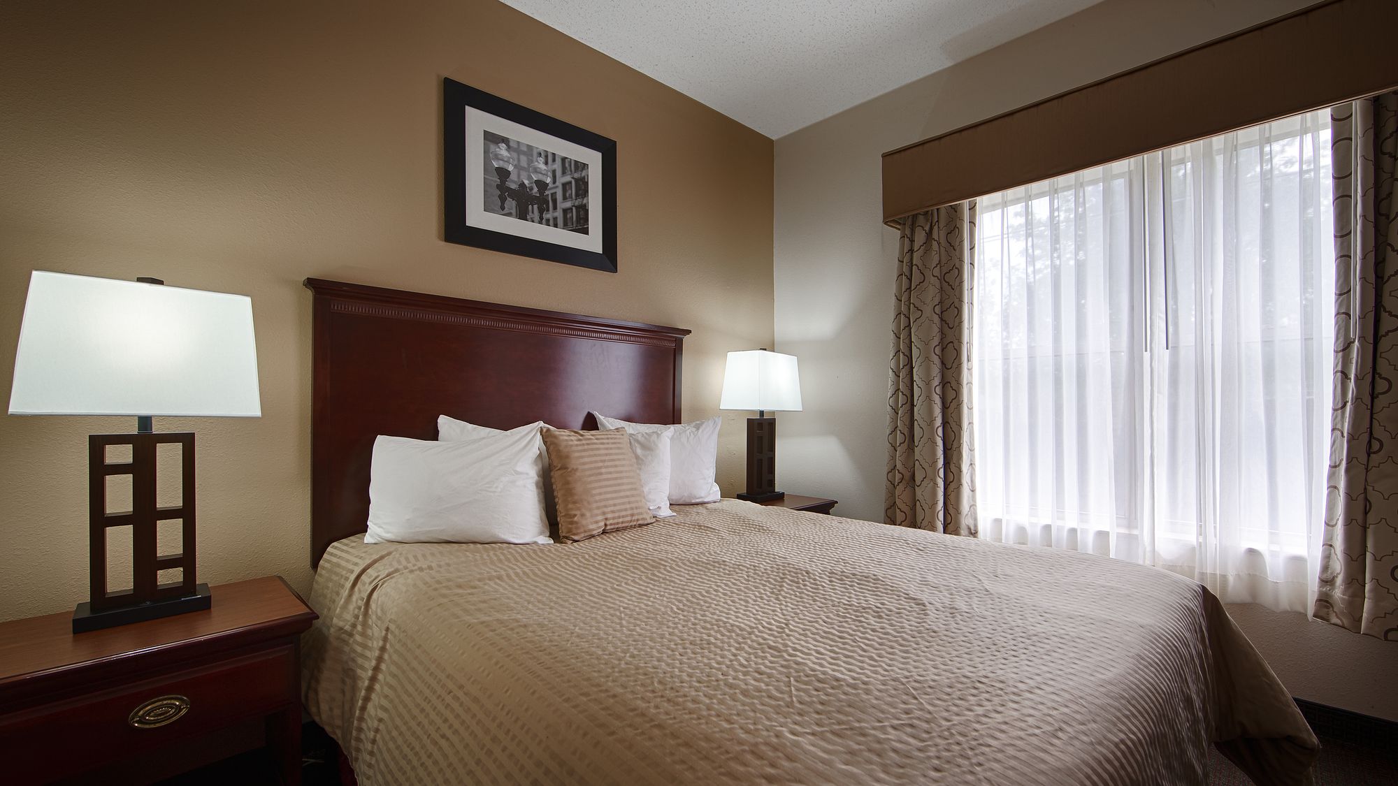 Quality Suites Indianapolis
