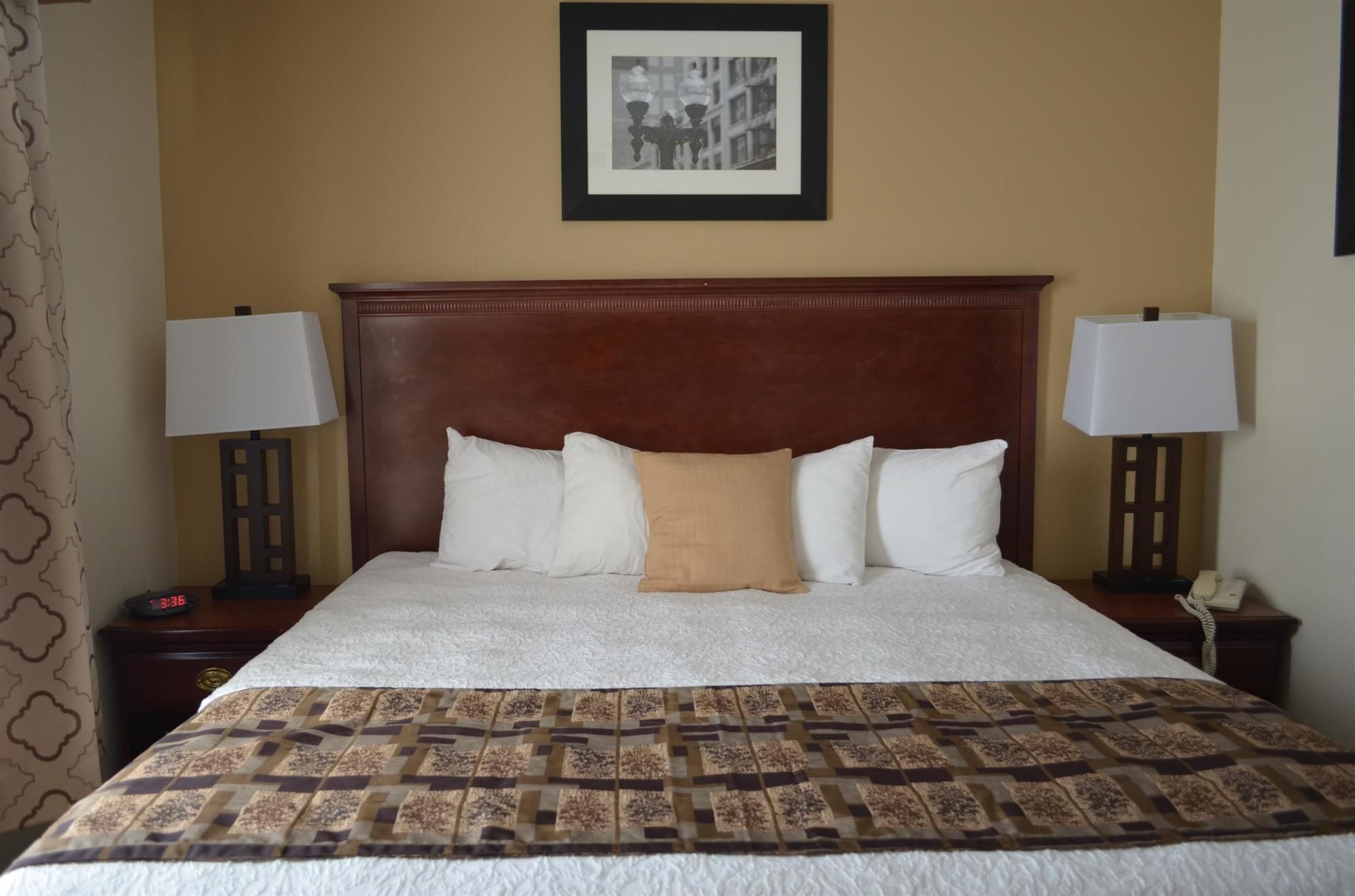 Quality Suites Indianapolis