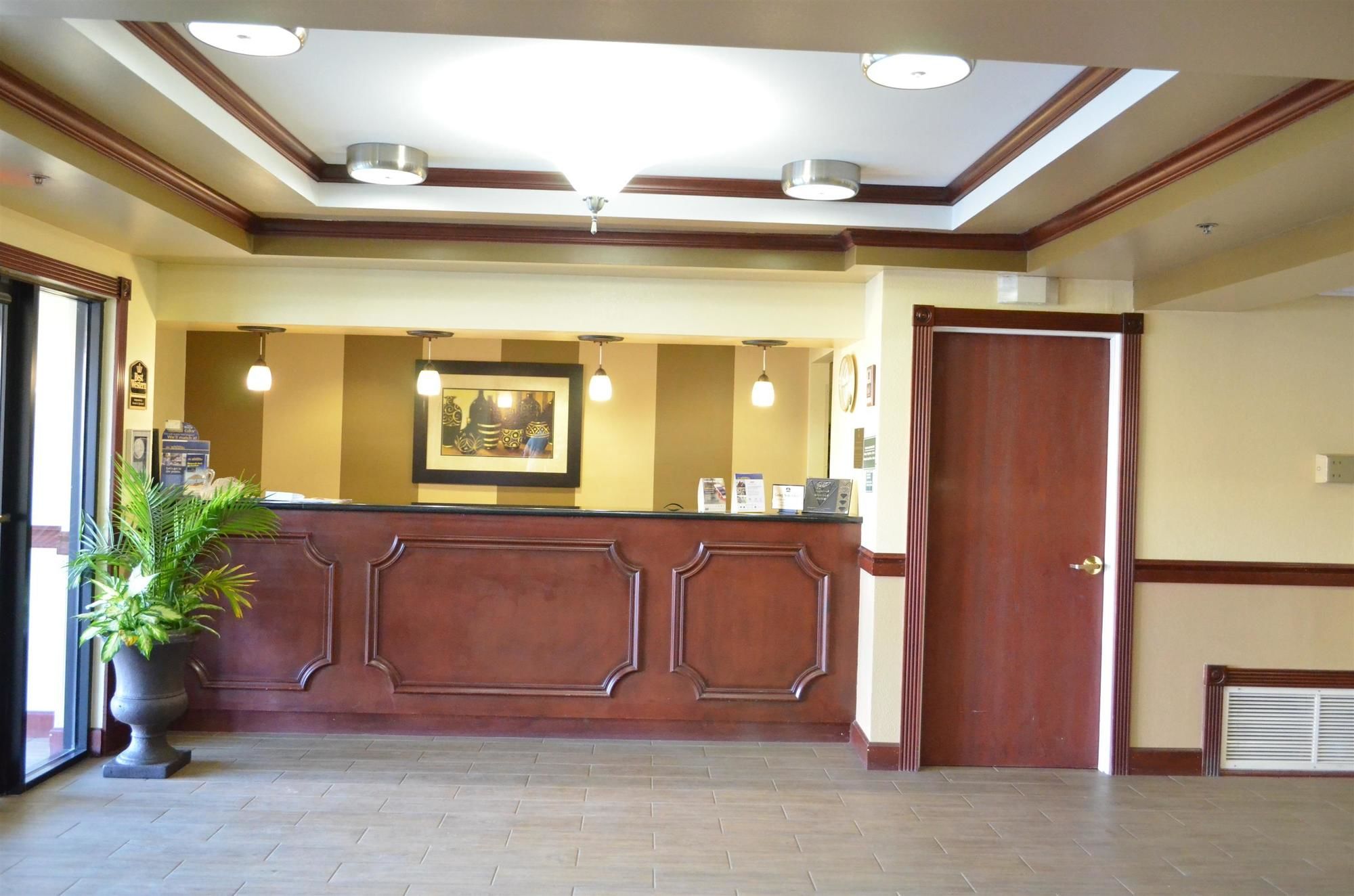 Quality Suites Indianapolis