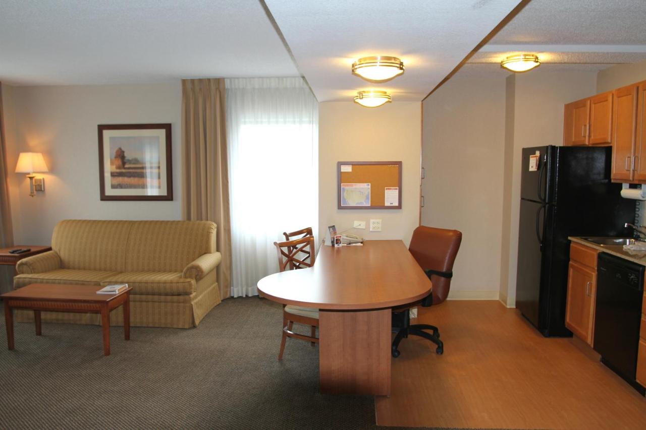 Candlewood Suites Indianapolis Downtown Medical District