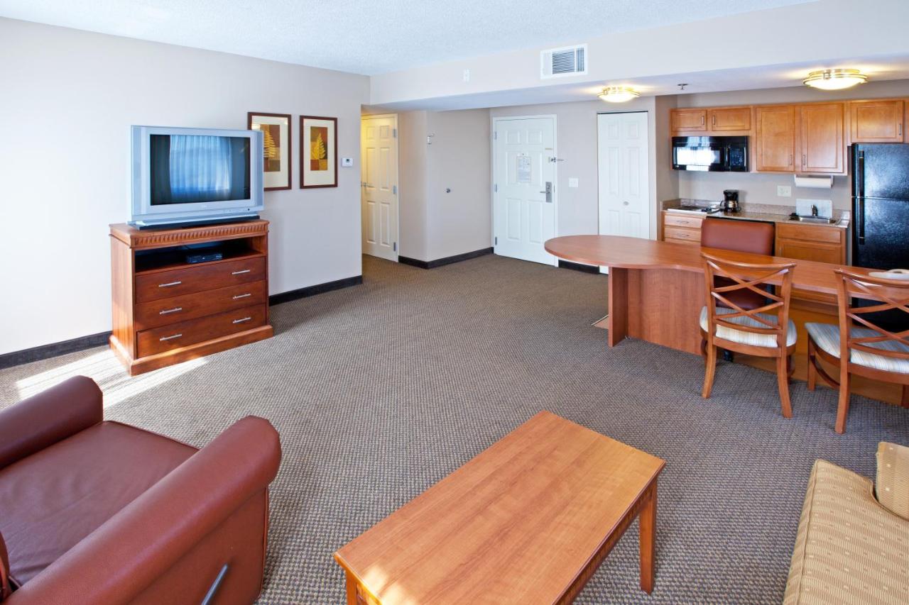 Candlewood Suites Indianapolis Downtown Medical District