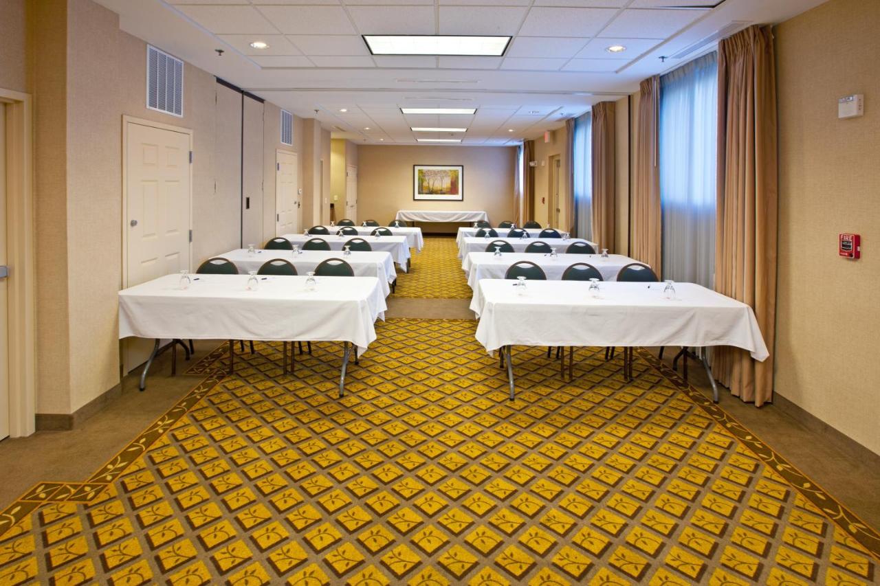 Candlewood Suites Indianapolis Downtown Medical District