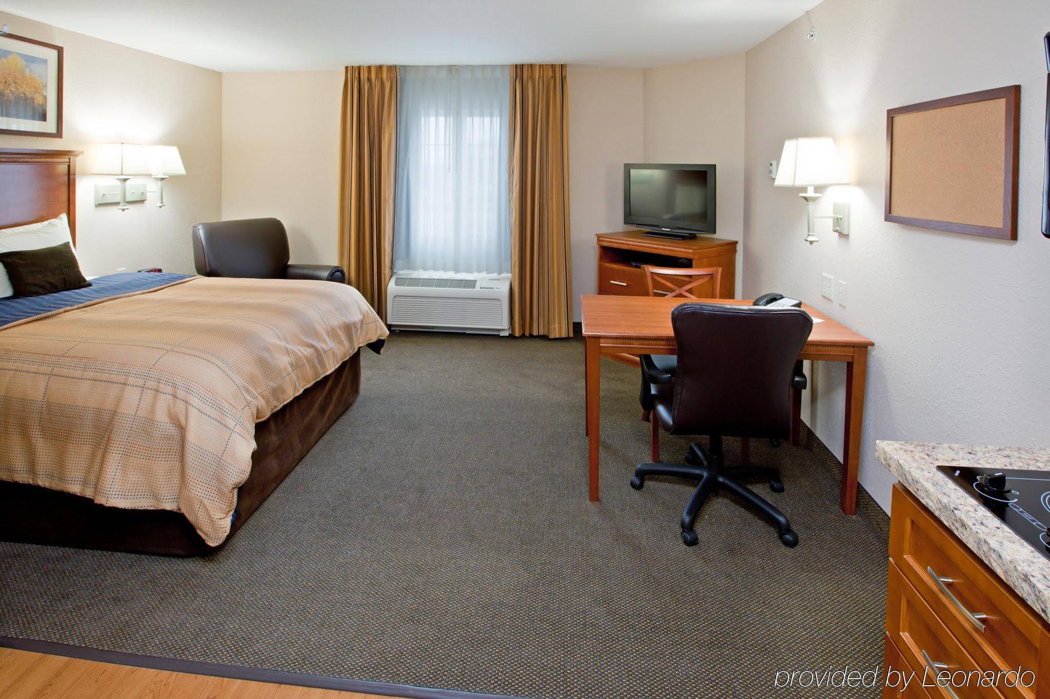 Candlewood Suites INDIANAPOLIS EAST