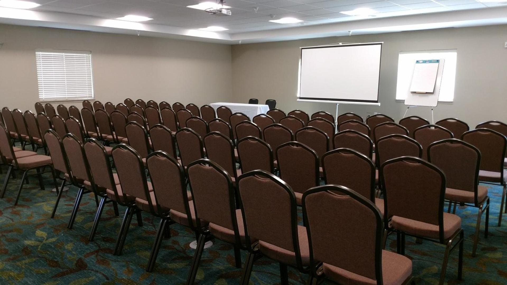 Candlewood Suites Indianapolis Northwest