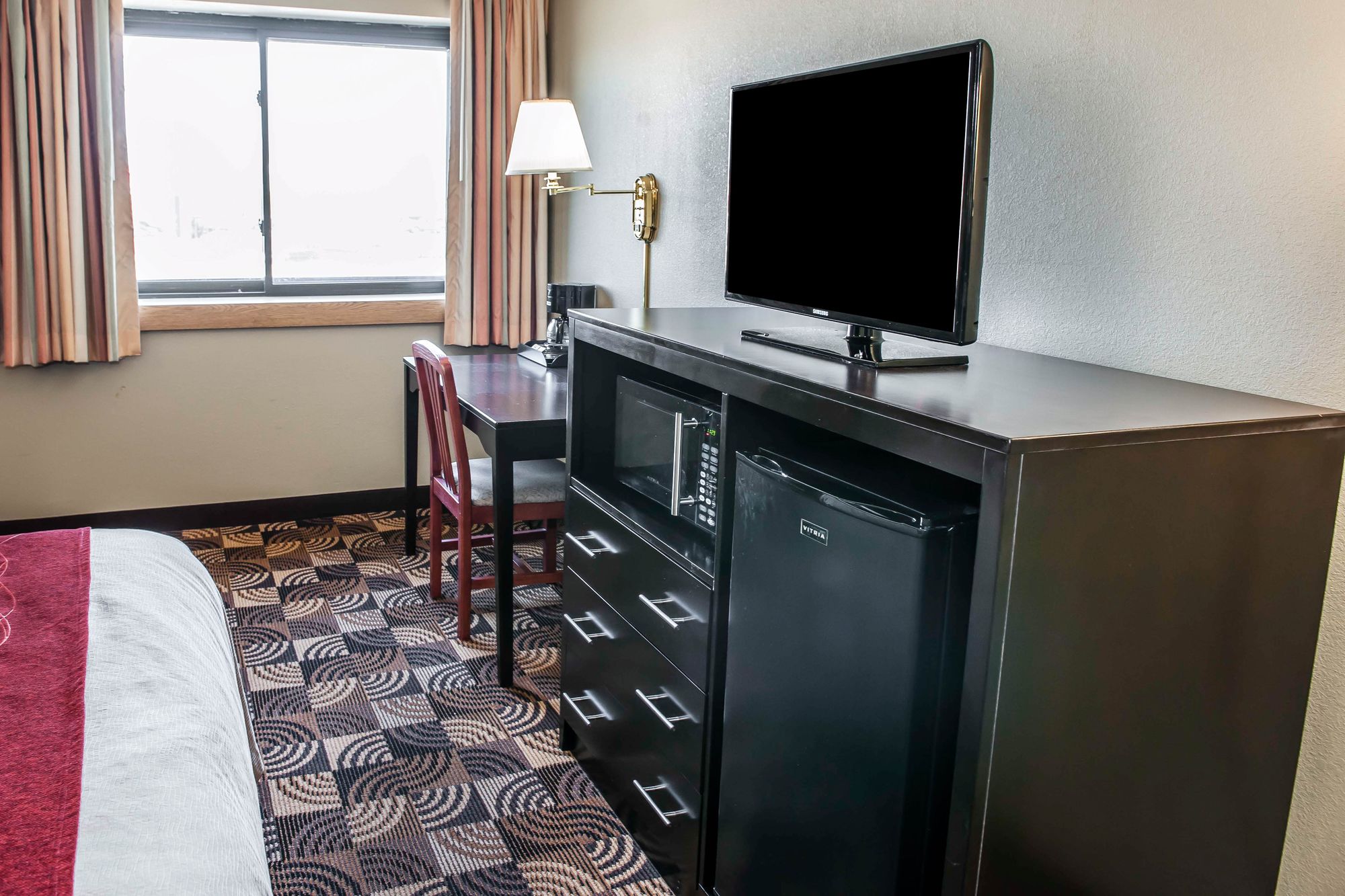 Comfort Inn & Suites North at the Pyramids