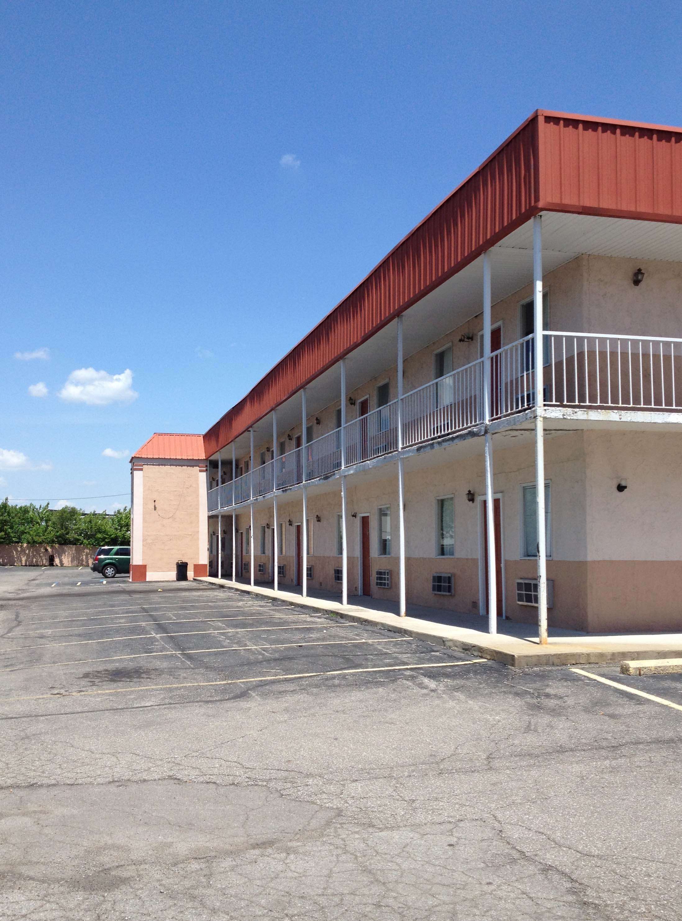 Country Hearth Inn & Suites - Indianapolis