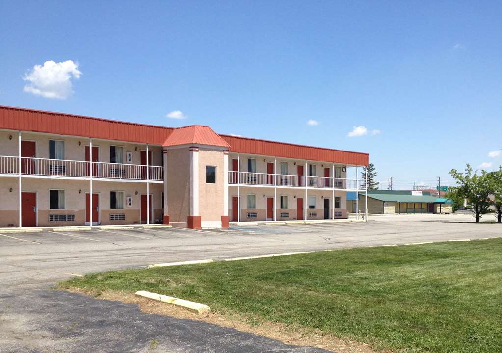 Country Hearth Inn & Suites - Indianapolis