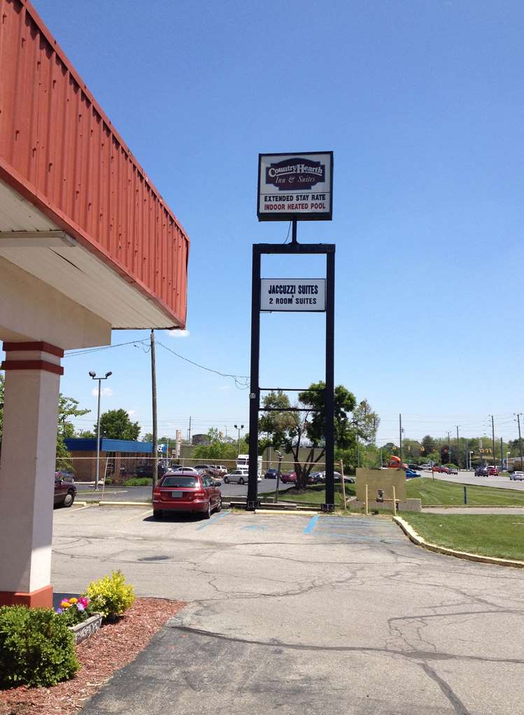 Country Hearth Inn & Suites - Indianapolis