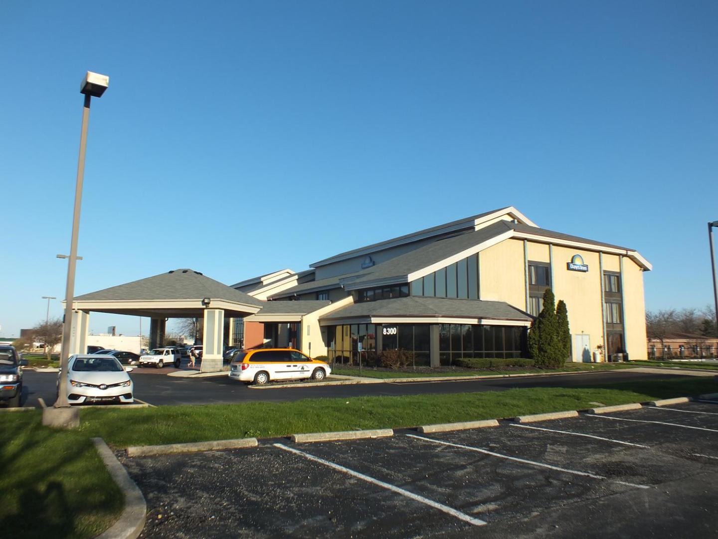 Days Inn by Wyndham Indianapolis Northeast