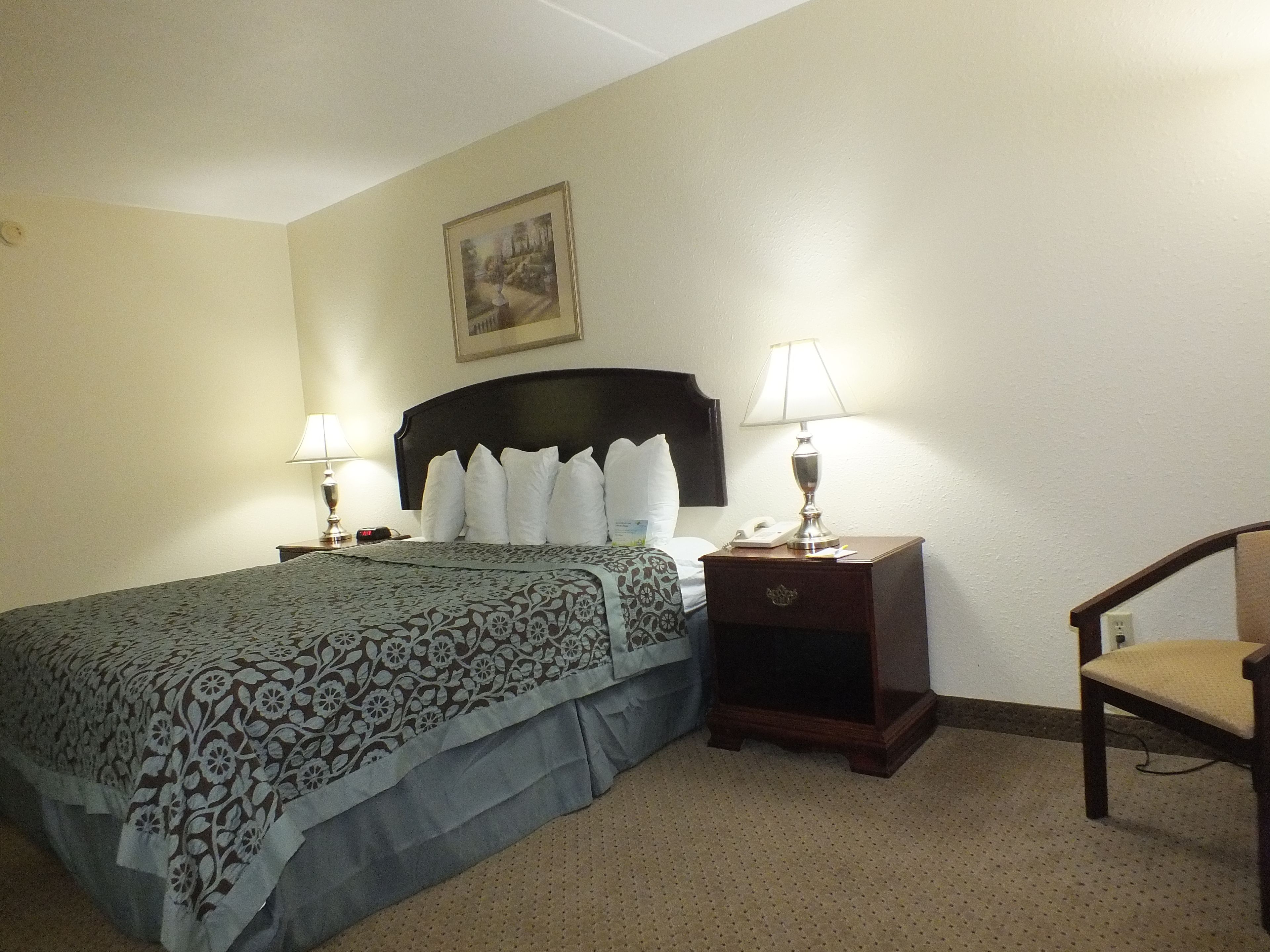 Days Inn by Wyndham Indianapolis Northeast