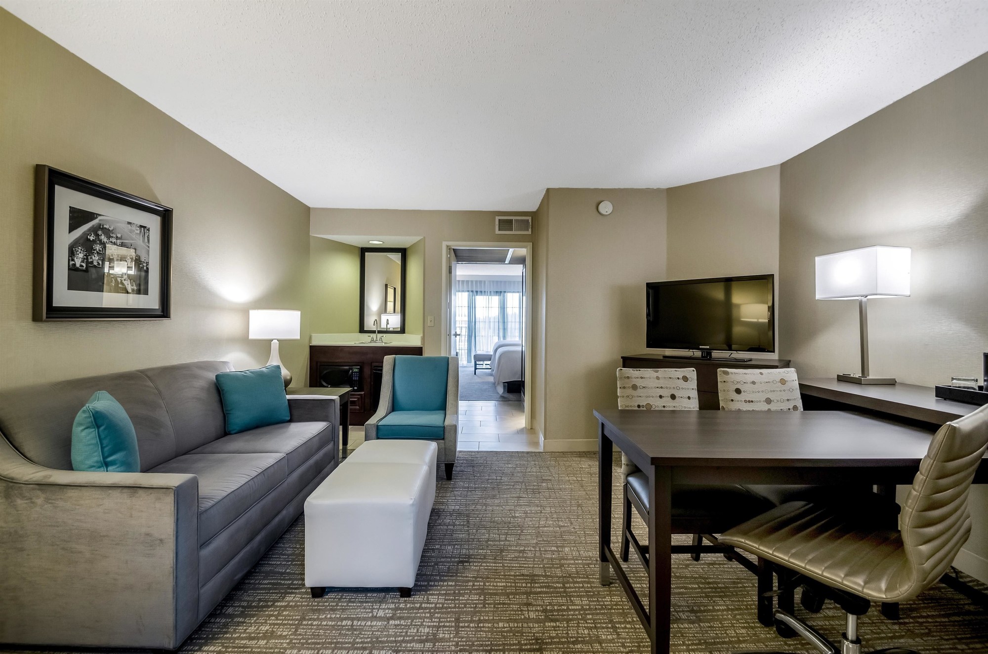 Embassy Suites by Hilton Indianapolis North