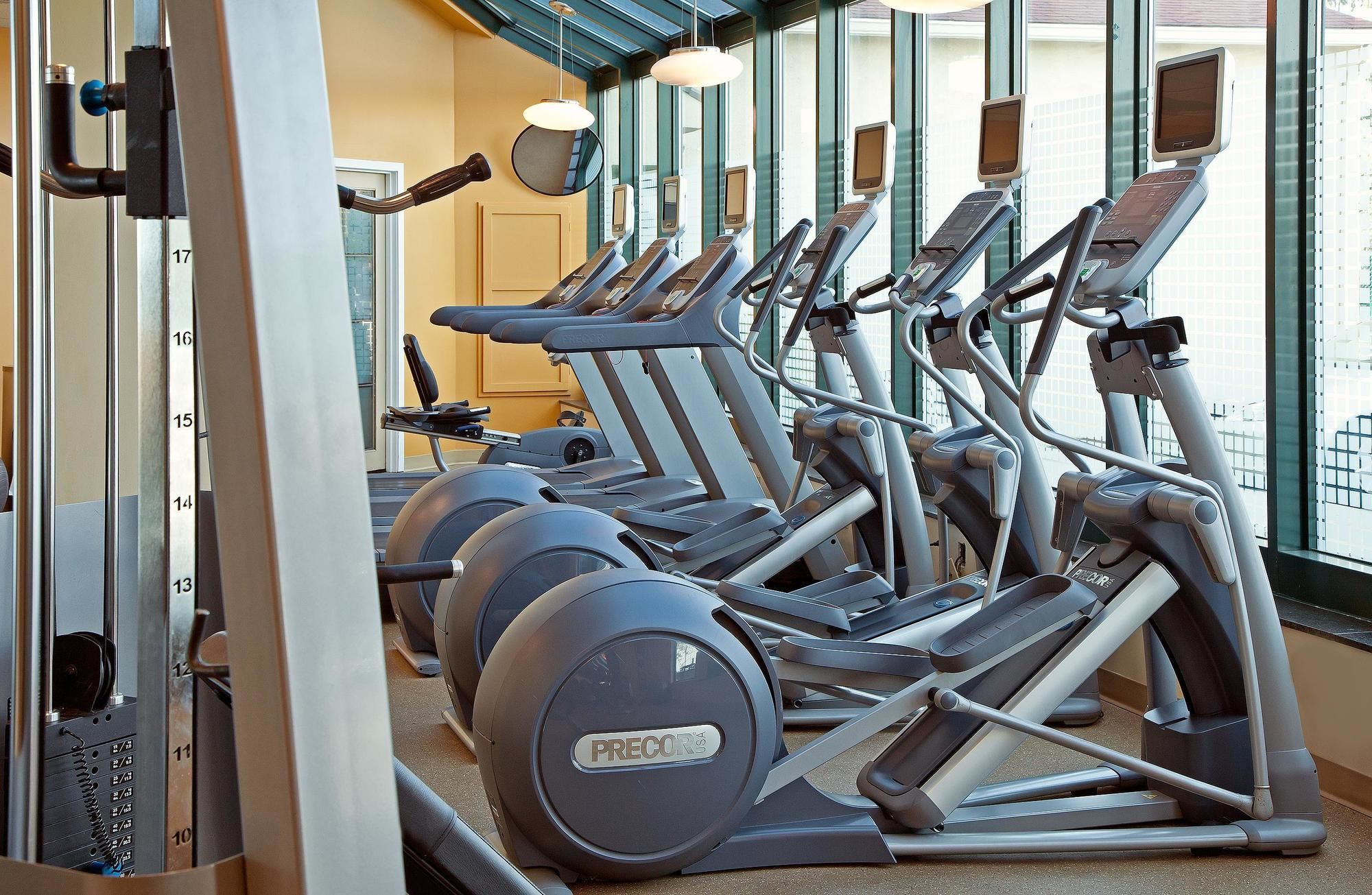 Embassy Suites by Hilton Indianapolis North