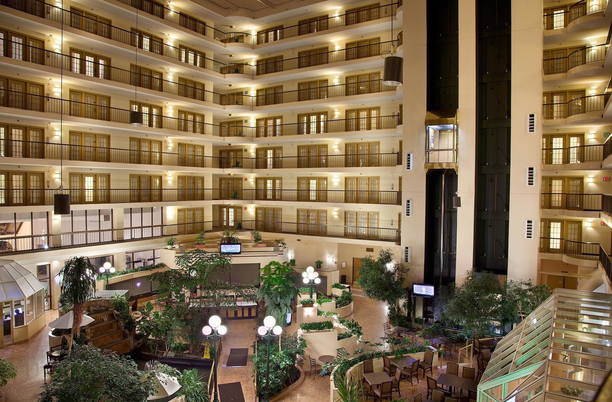 Embassy Suites by Hilton Indianapolis North