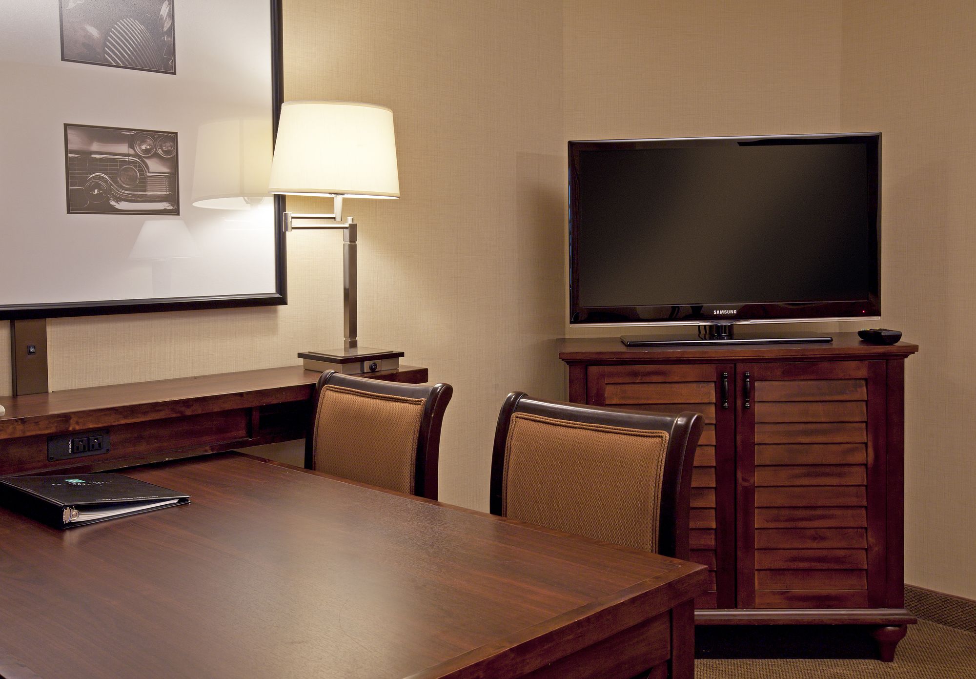 Embassy Suites by Hilton Indianapolis North