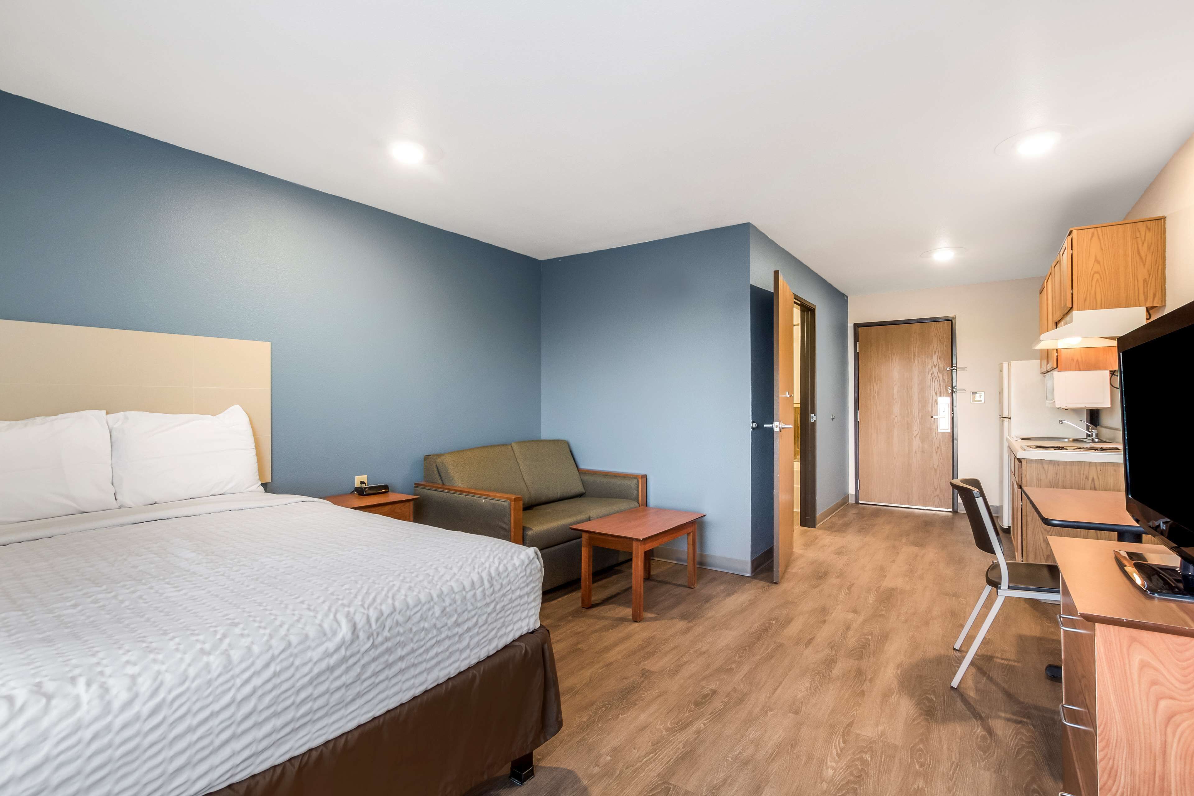 Extended Stay America Select Suites Indianapolis Lawrence