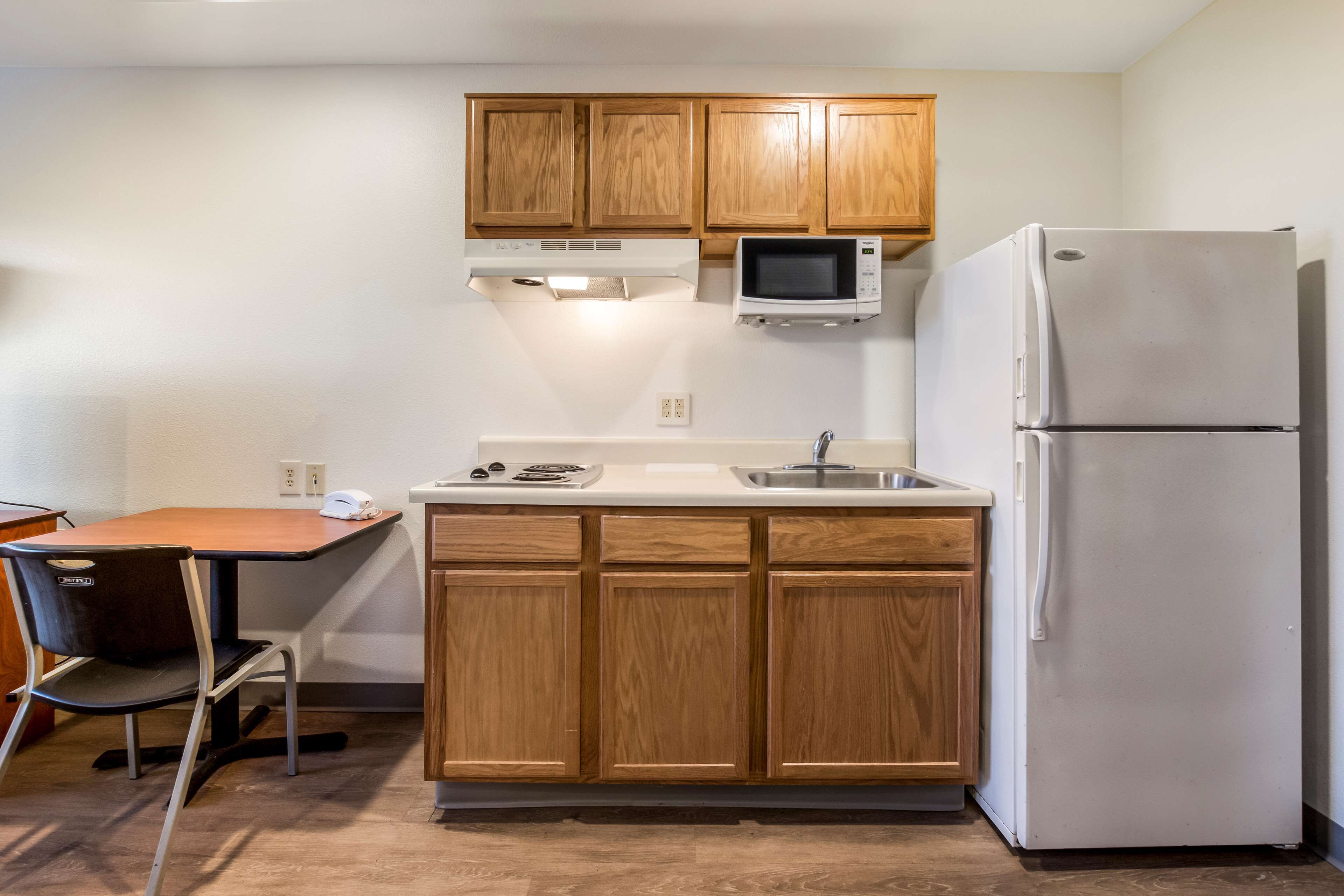 Extended Stay America Select Suites Indianapolis Lawrence