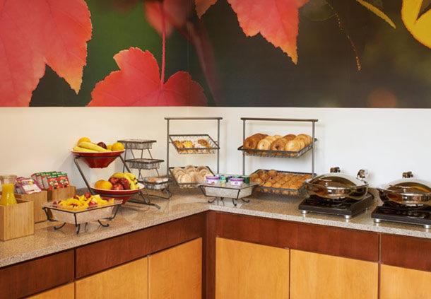 Fairfield Inn & Suites Indianapolis East
