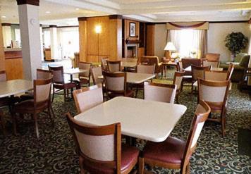 Fairfield Inn & Suites Indianapolis East