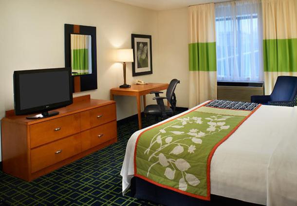 Fairfield Inn & Suites Indianapolis East