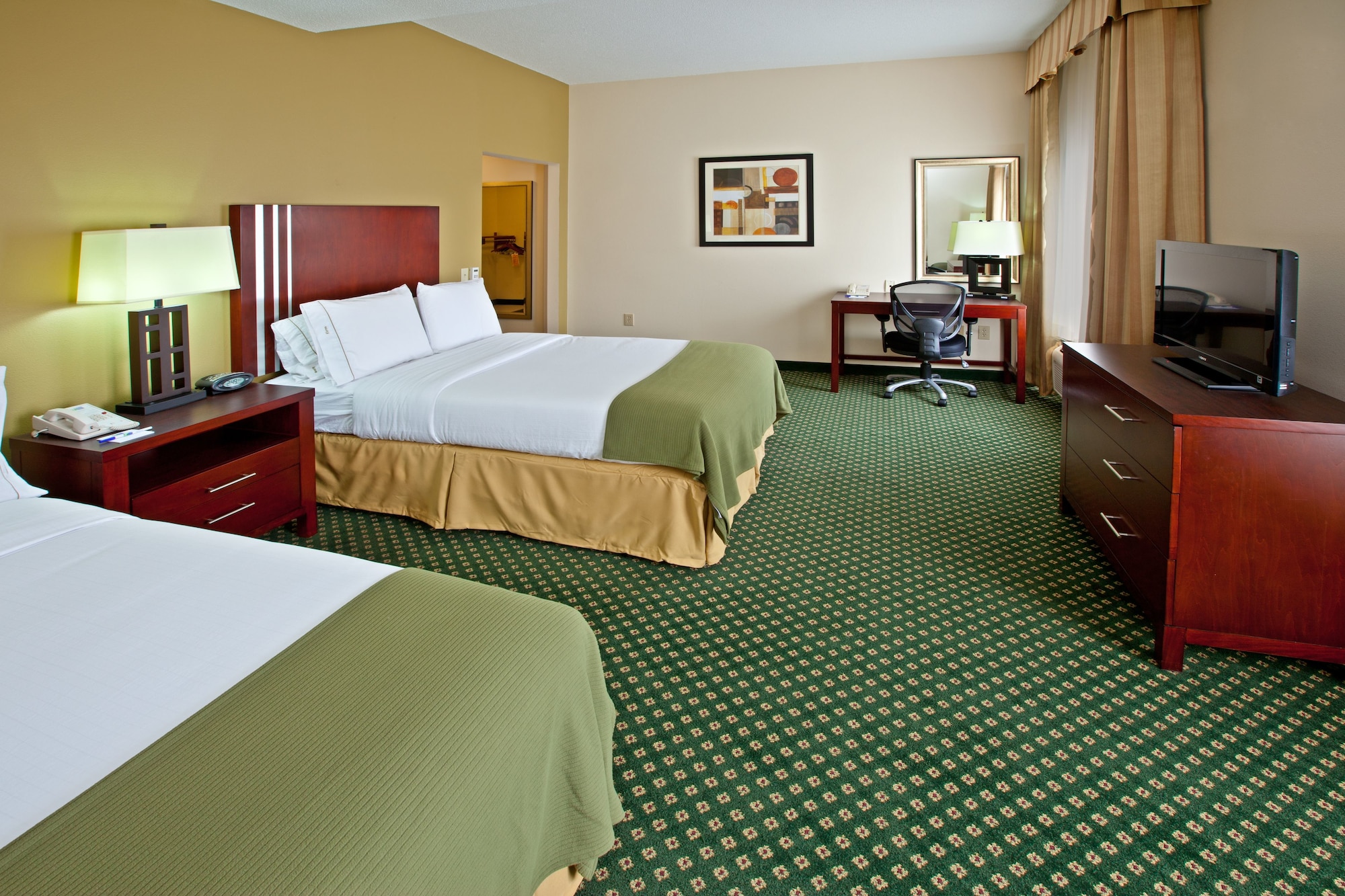 Holiday Inn Express Indianapolis - East