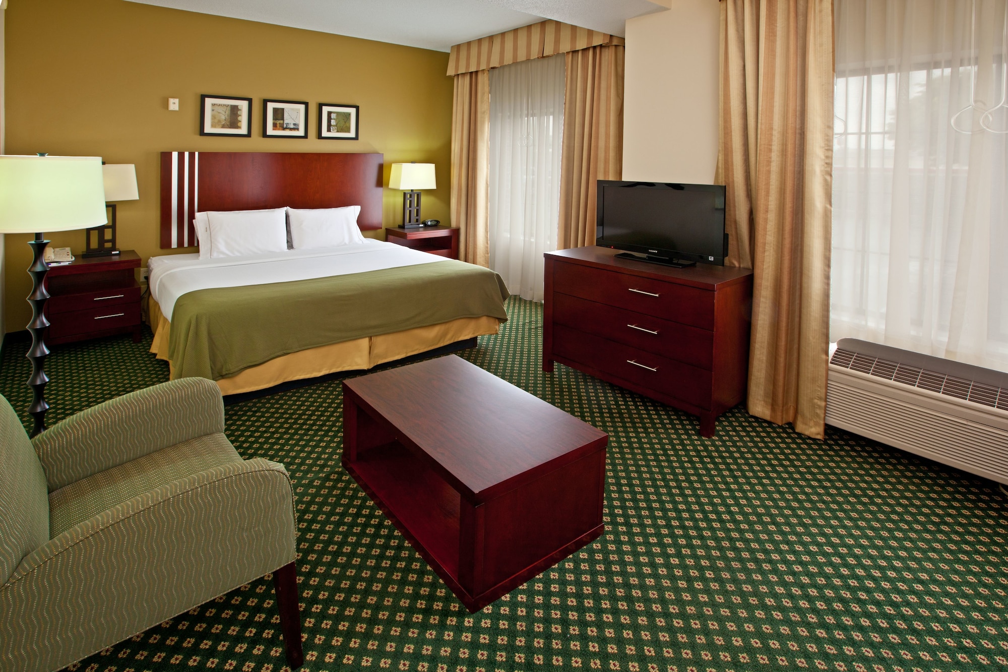 Holiday Inn Express Indianapolis - East