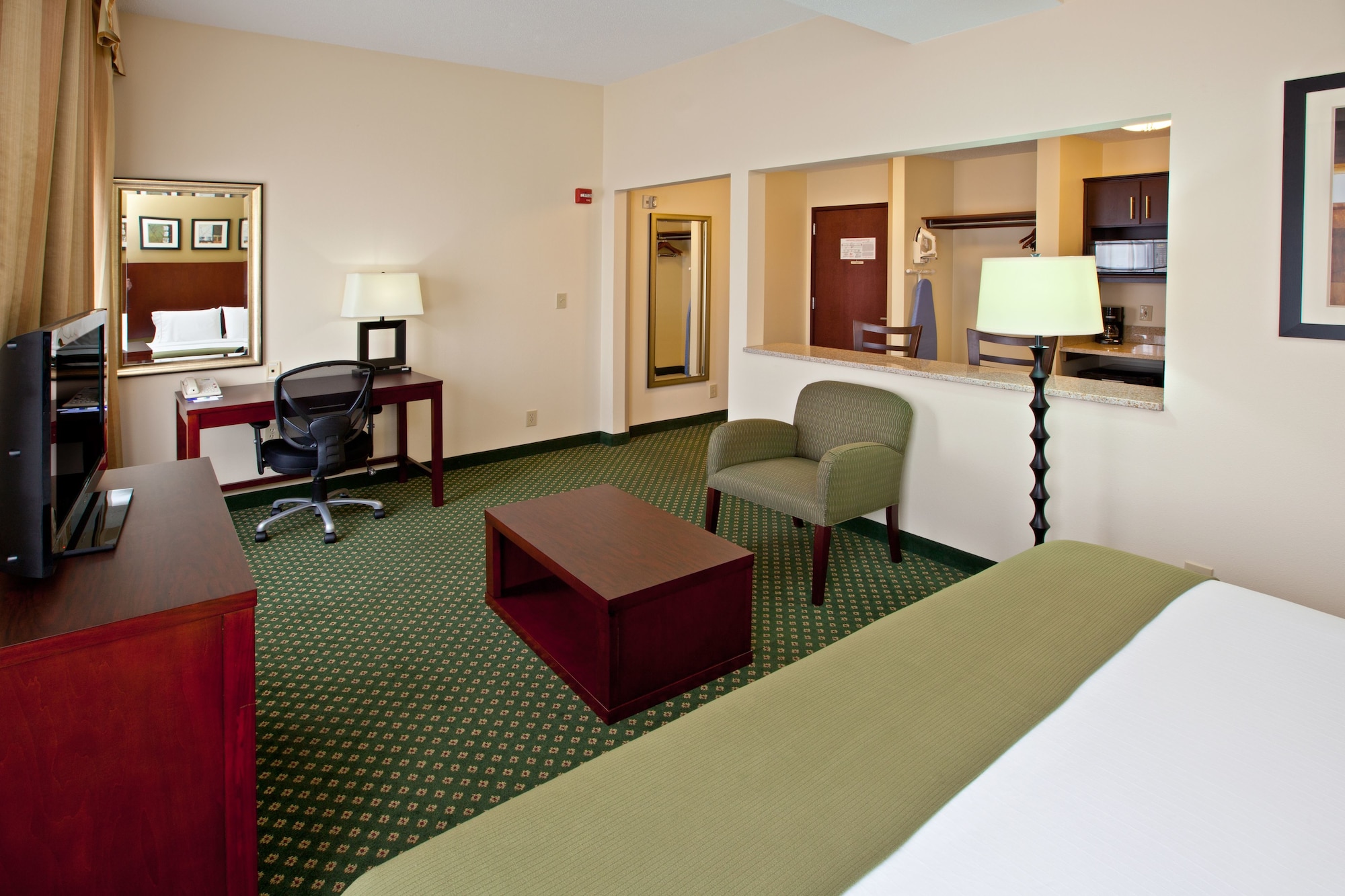 Holiday Inn Express Indianapolis - East