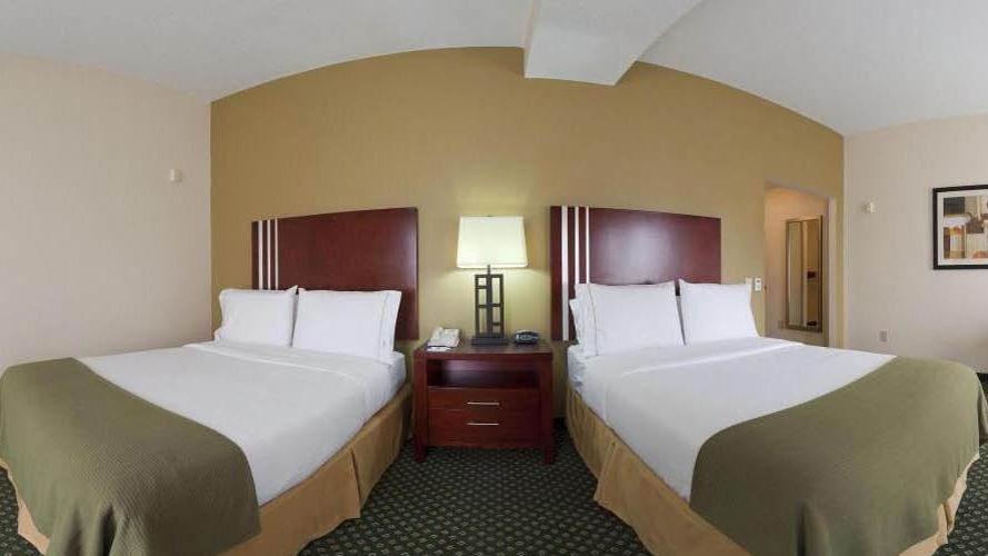 Holiday Inn Express Indianapolis - East