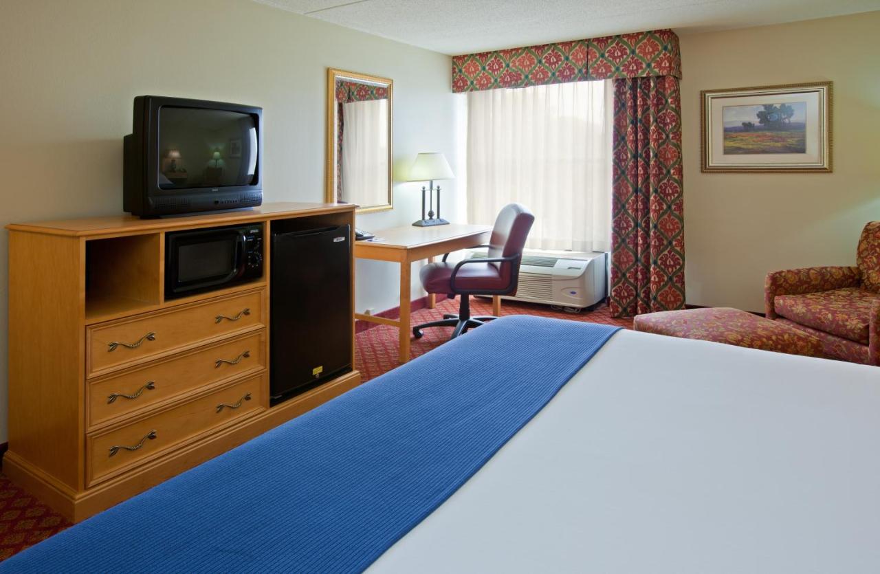 Holiday Inn Express Indianapolis South