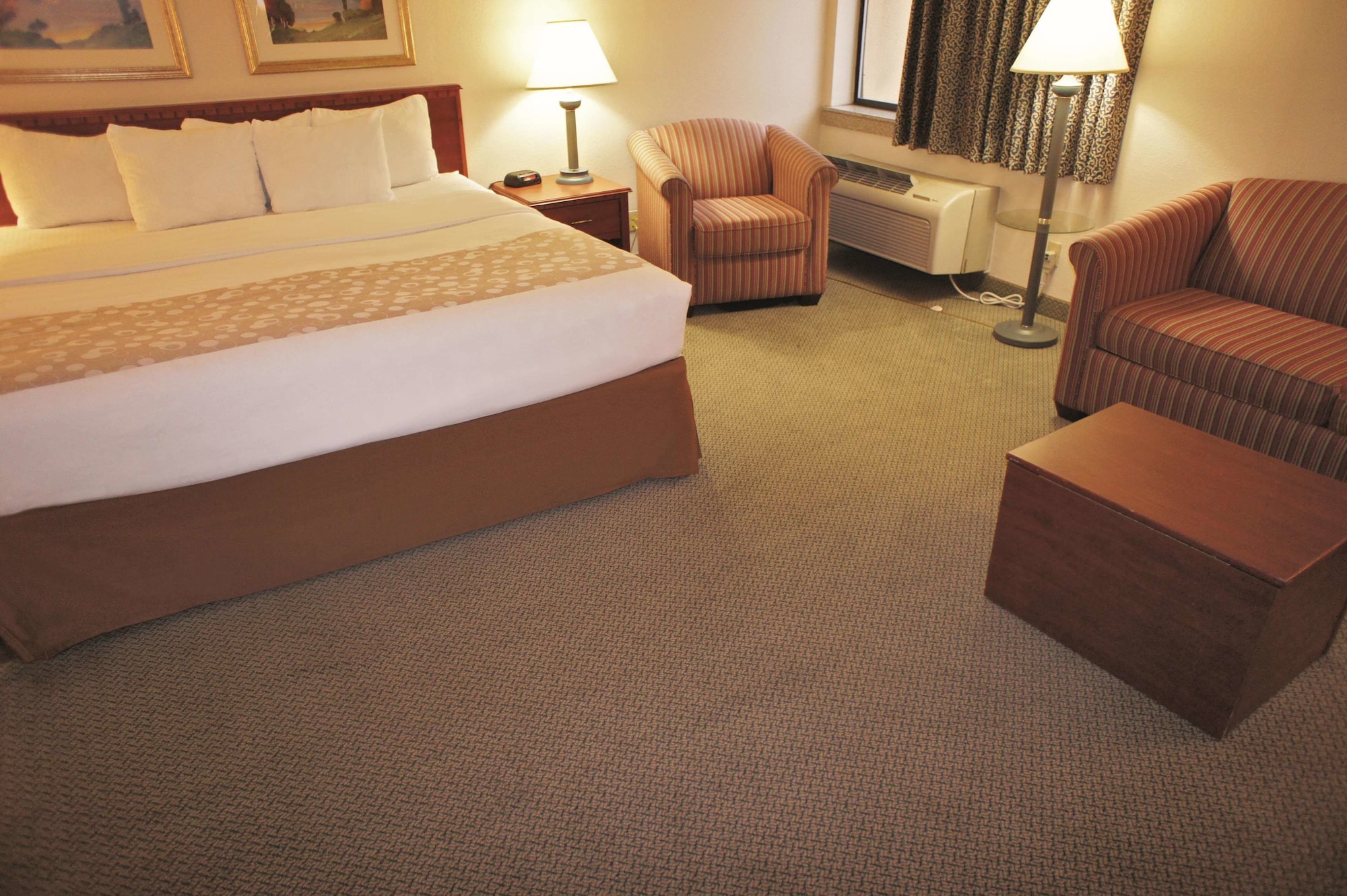 La Quinta Inn by Wyndham Indianapolis Airport Executive Dr
