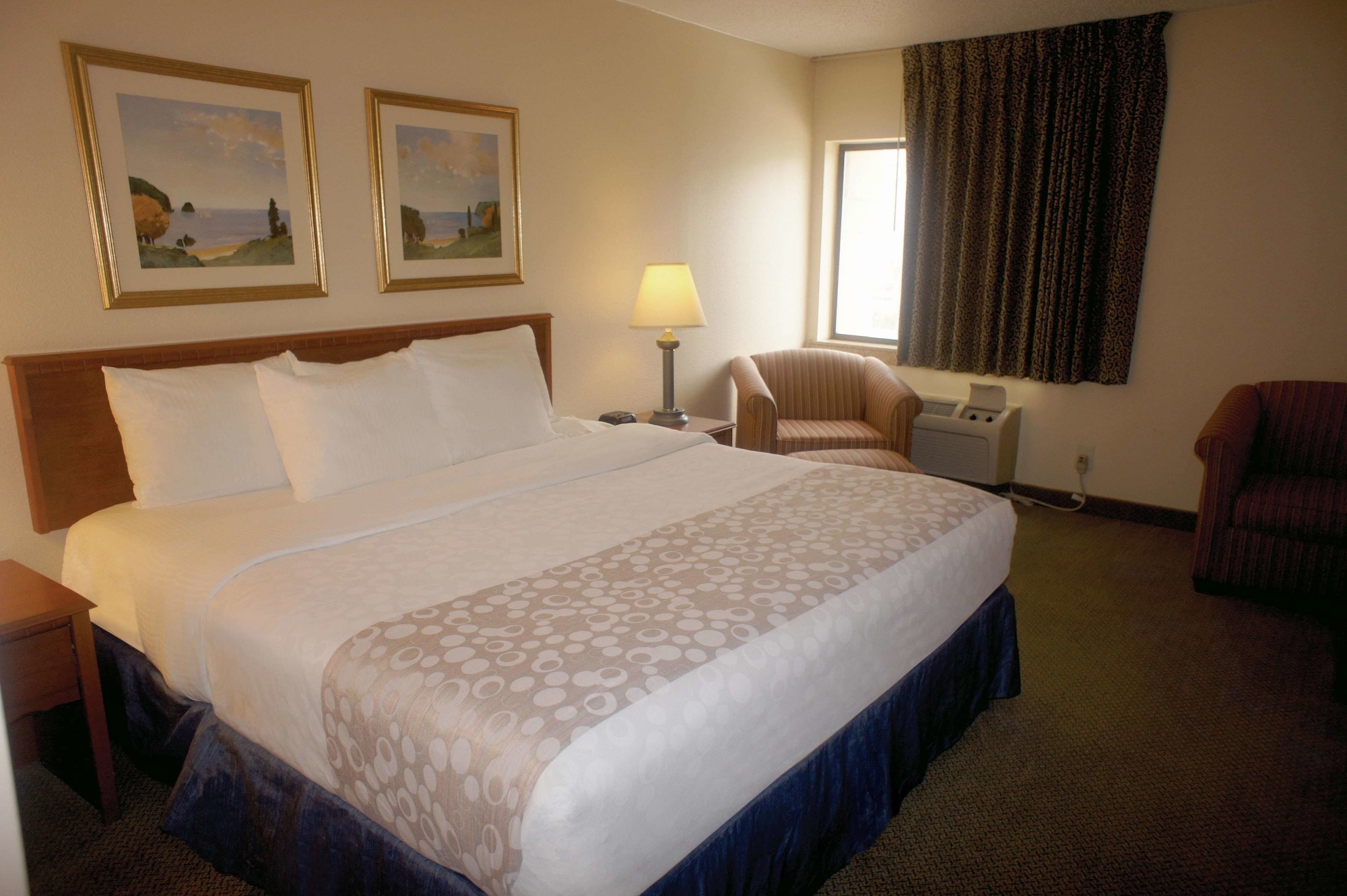 La Quinta Inn by Wyndham Indianapolis Airport Executive Dr