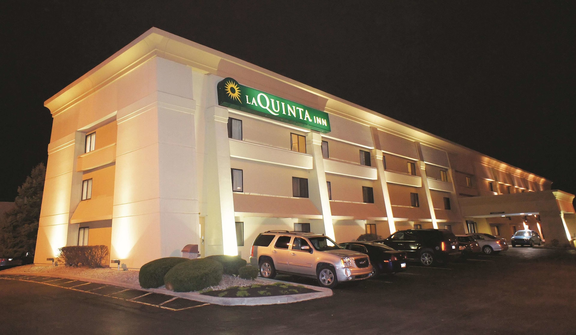 La Quinta Inn by Wyndham Indianapolis Airport Executive Dr