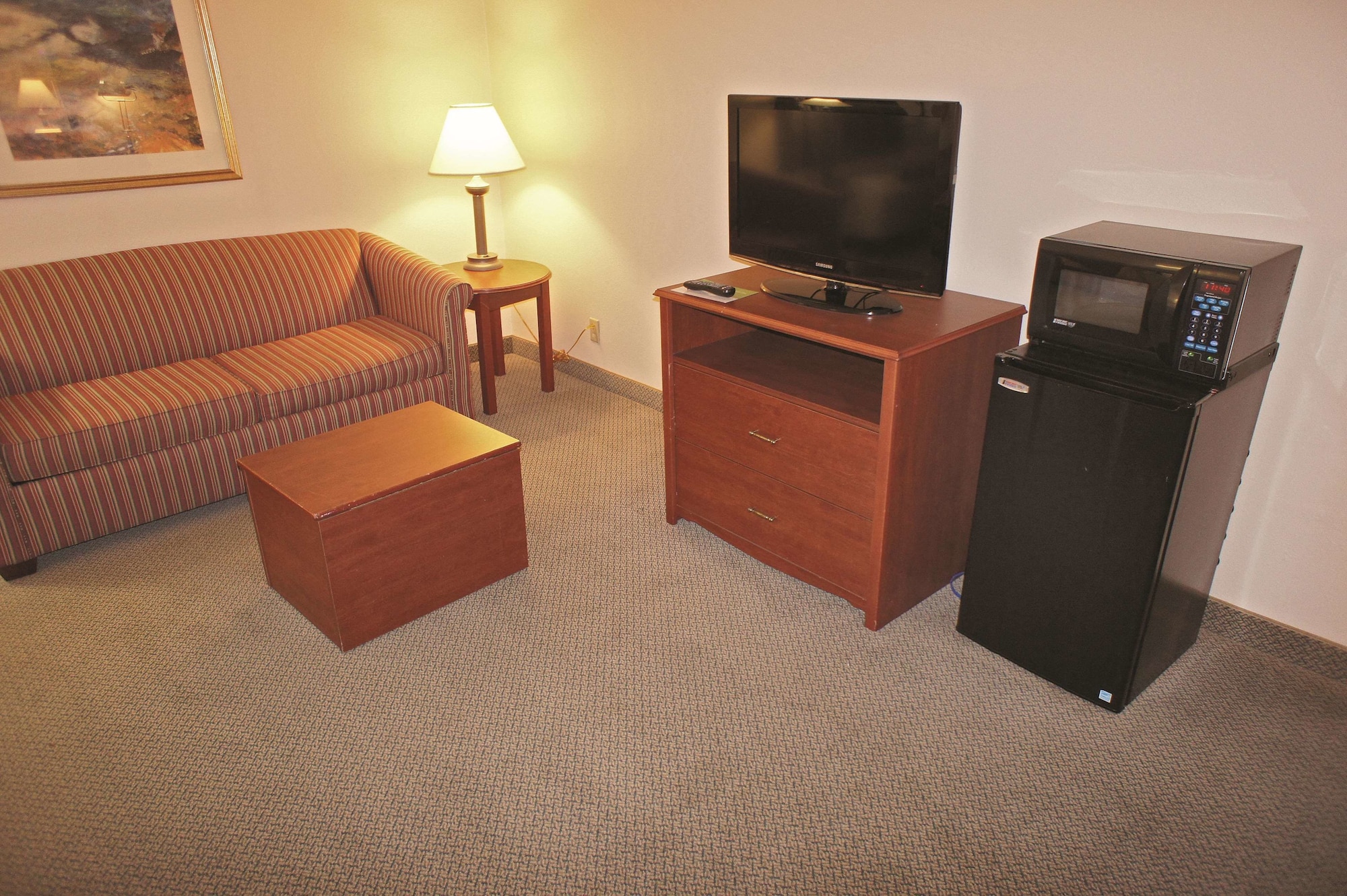 La Quinta Inn by Wyndham Indianapolis Airport Executive Dr