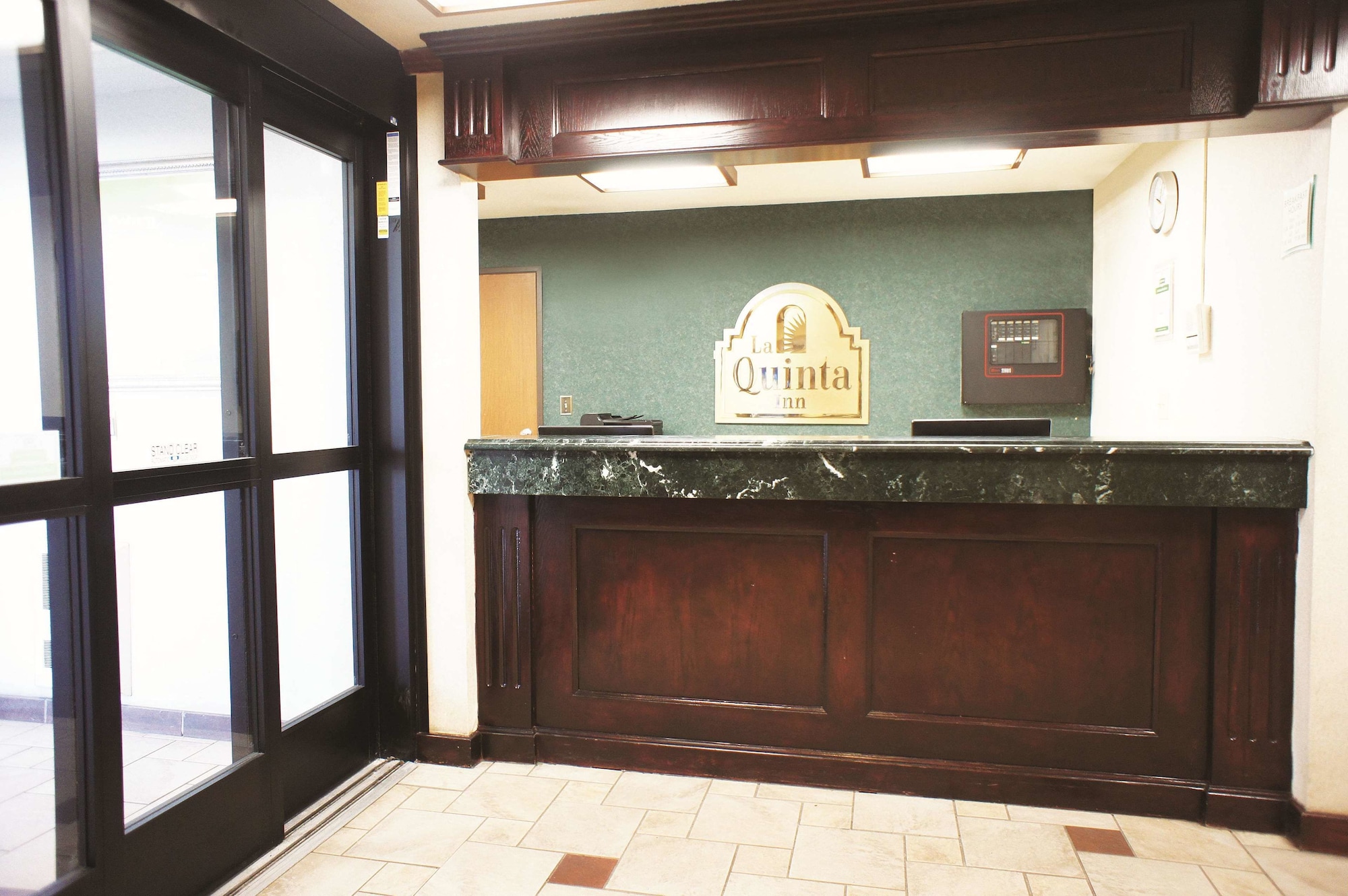 La Quinta Inn by Wyndham Indianapolis Airport Executive Dr