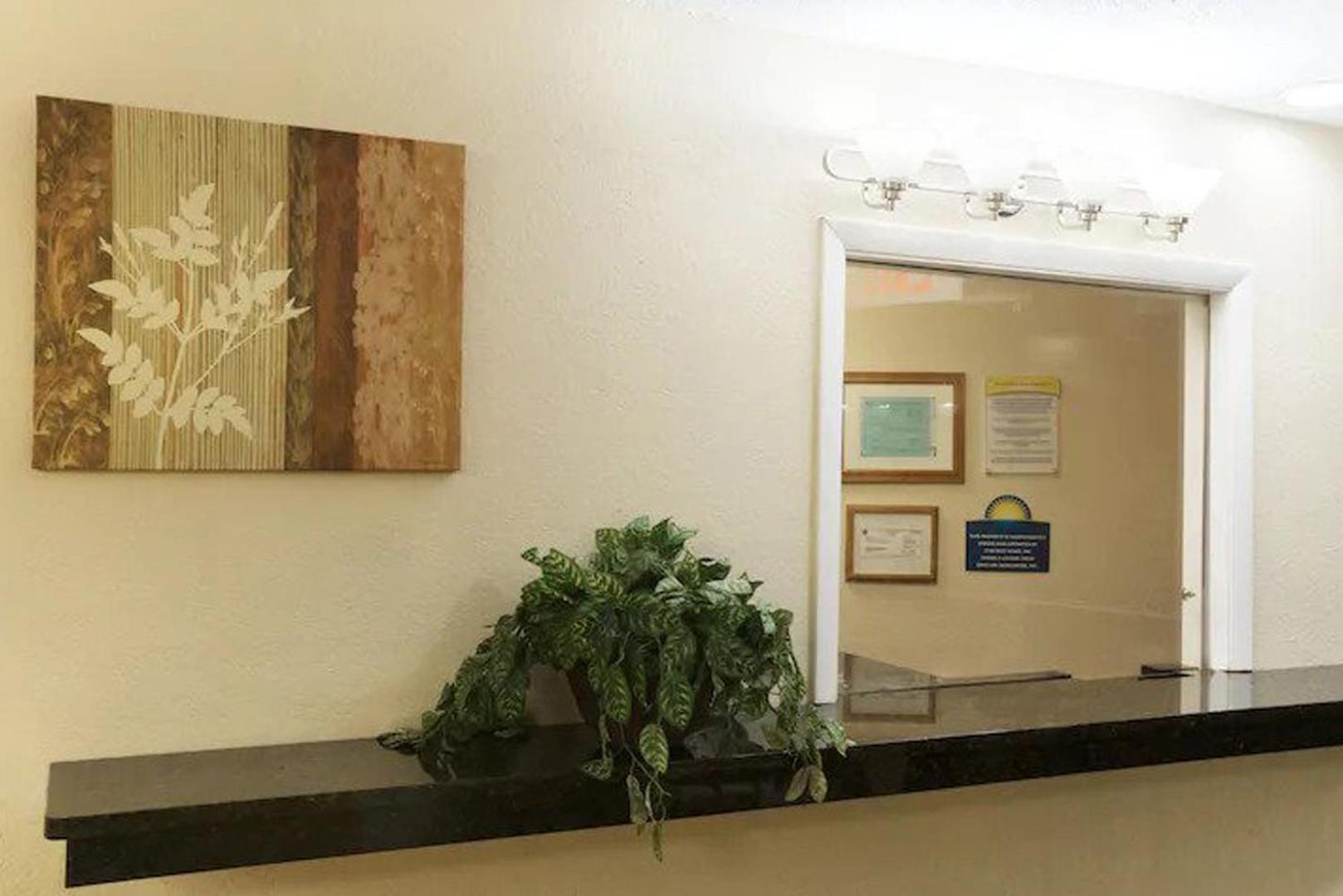 Norwood Inn & Suites Indianapolis