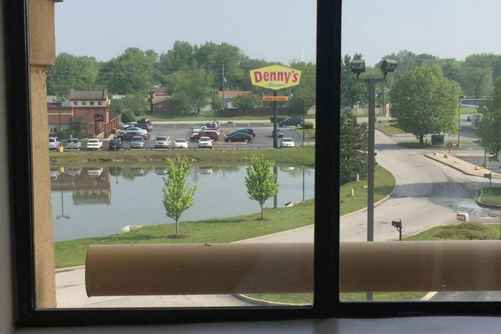 Norwood Inn & Suites Indianapolis