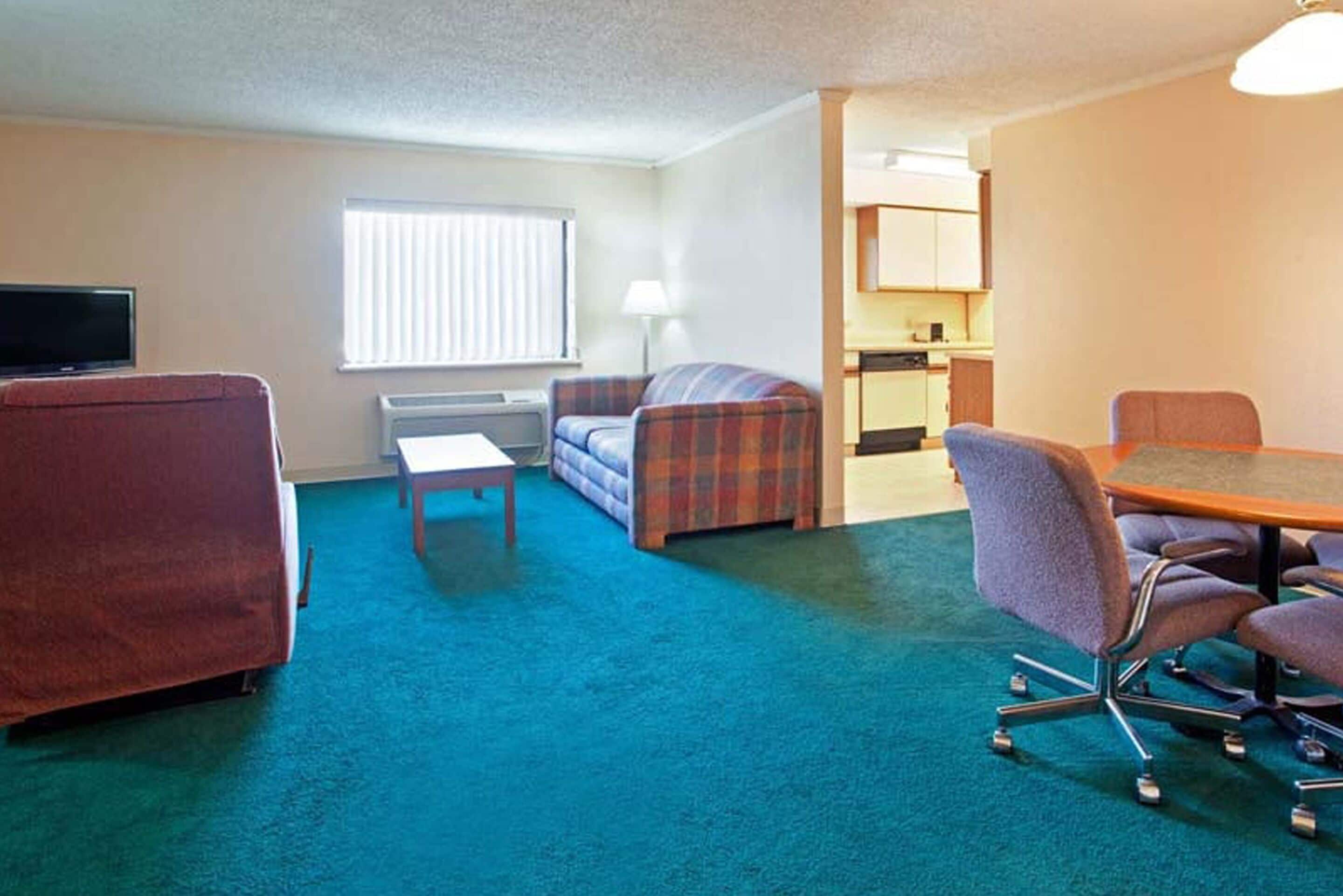 Norwood Inn & Suites Indianapolis