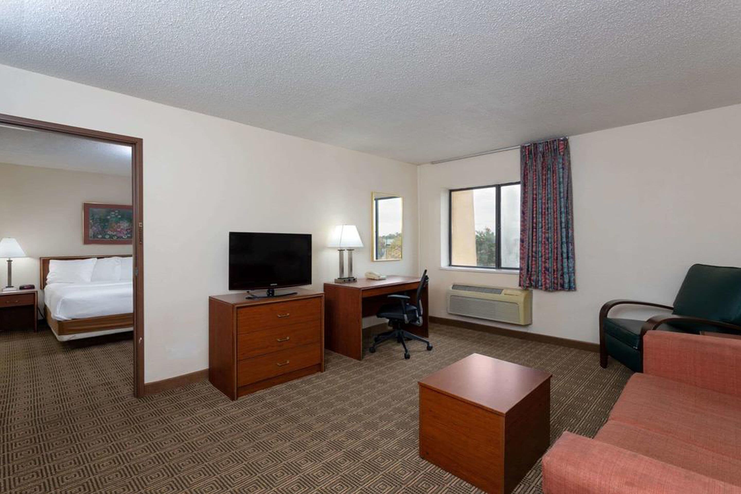 Norwood Inn & Suites Indianapolis